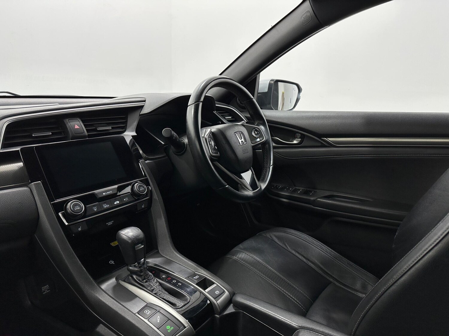 Used Honda Civic 2019 for sale - 77939566: Photo 29