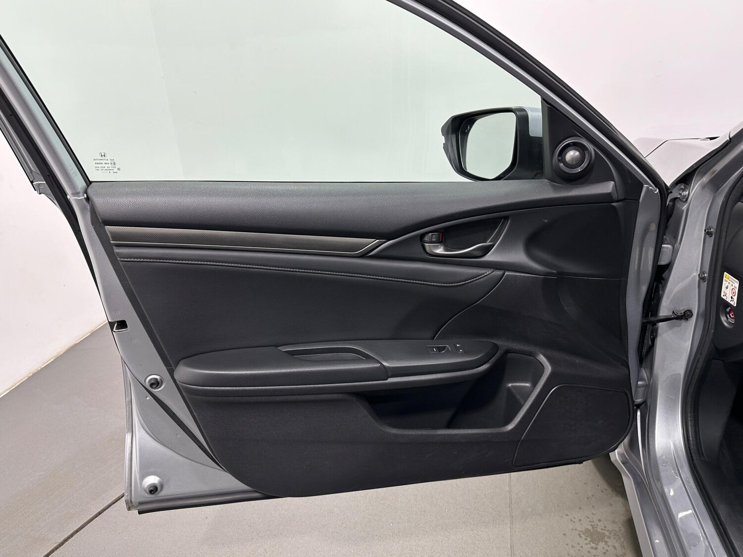Used Honda Civic 2019 for sale - 77939566: Photo 35