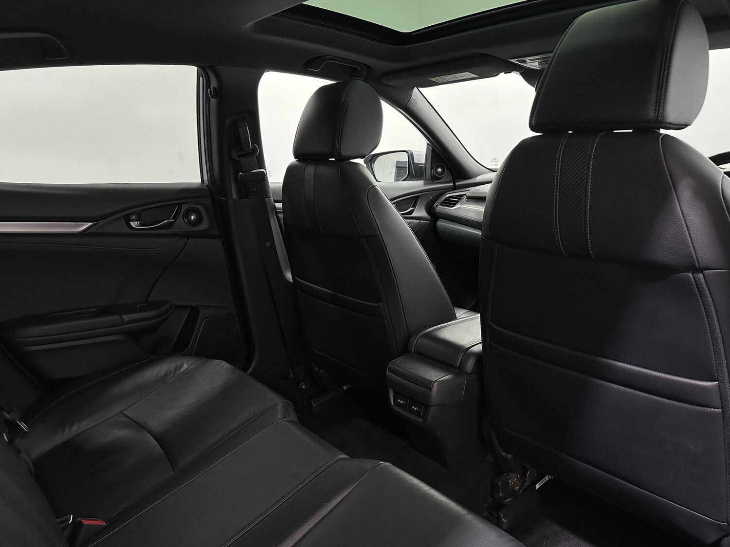 Used Honda Civic 2019 for sale - 77939566: Photo 39