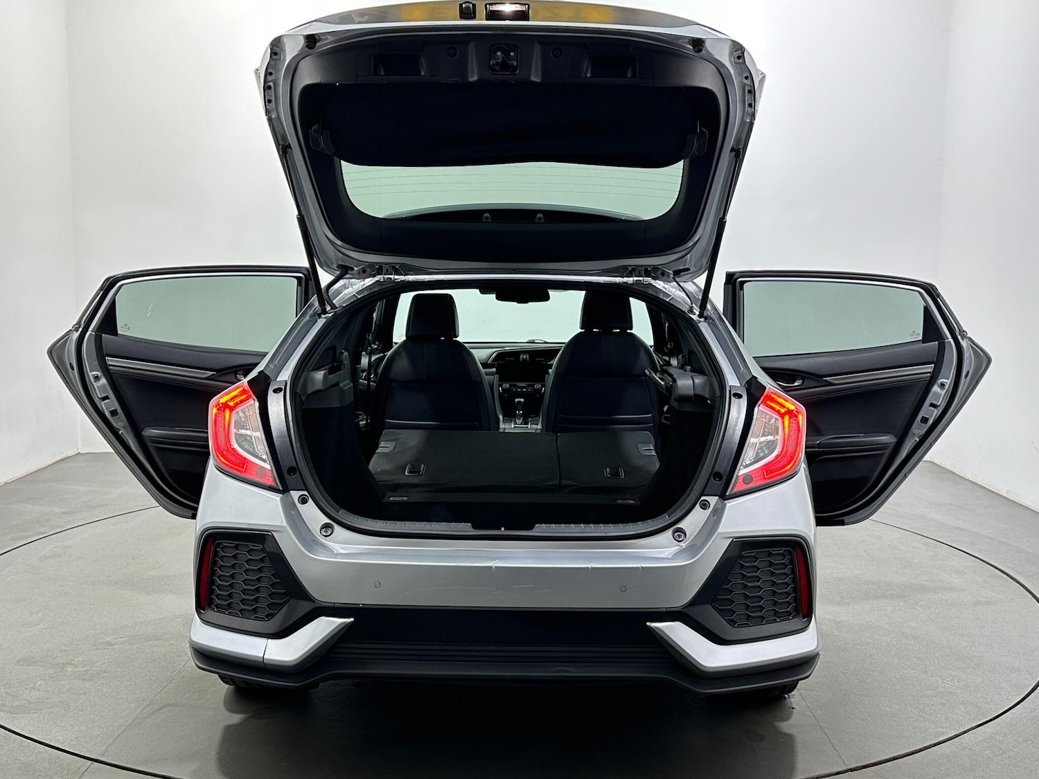 Used Honda Civic 2019 for sale - 77939566: Photo 42