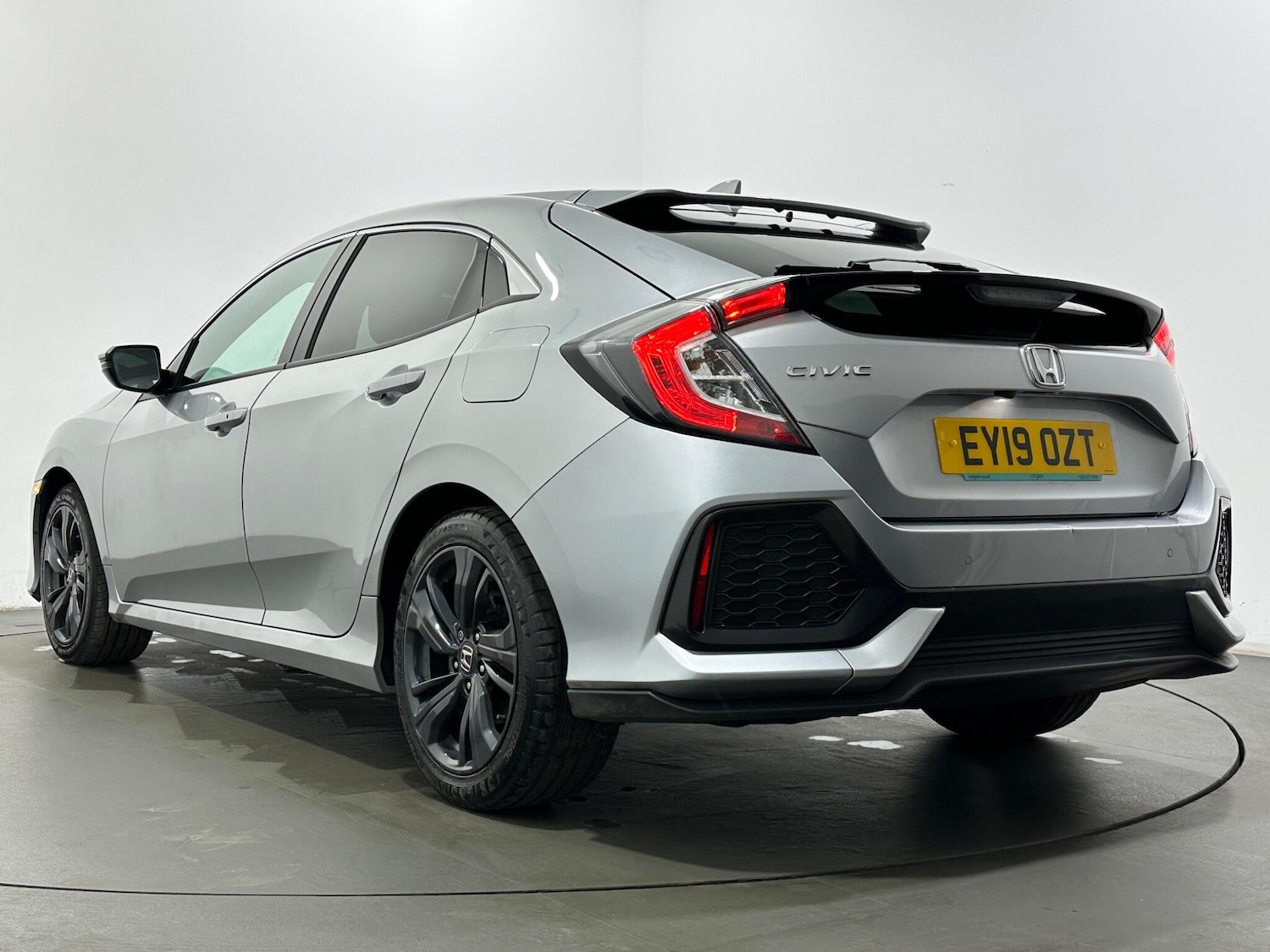 Used Honda Civic 2019 for sale - 77939566: Photo 46