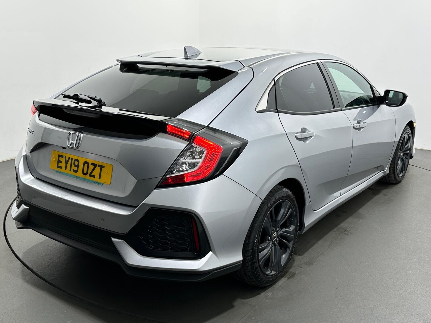 Used Honda Civic 2019 for sale - 77939566: Photo 49