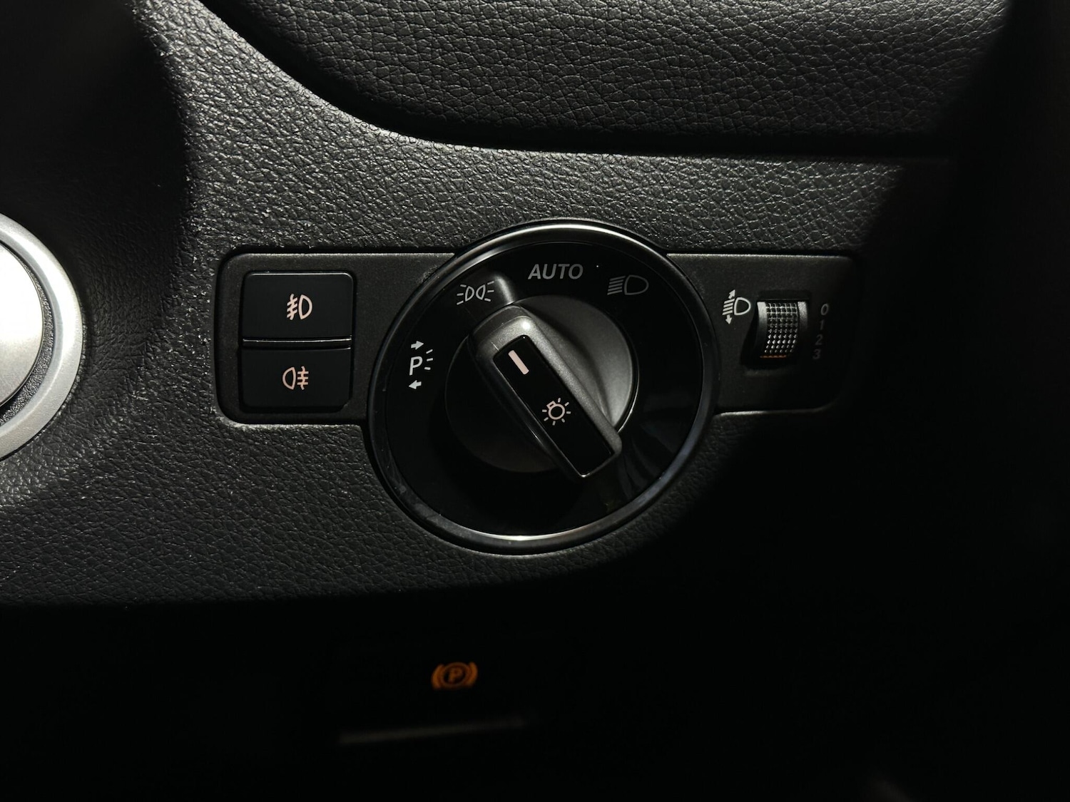 Used Mercedes-Benz GLA 2019 for sale - 76878828: Photo 15