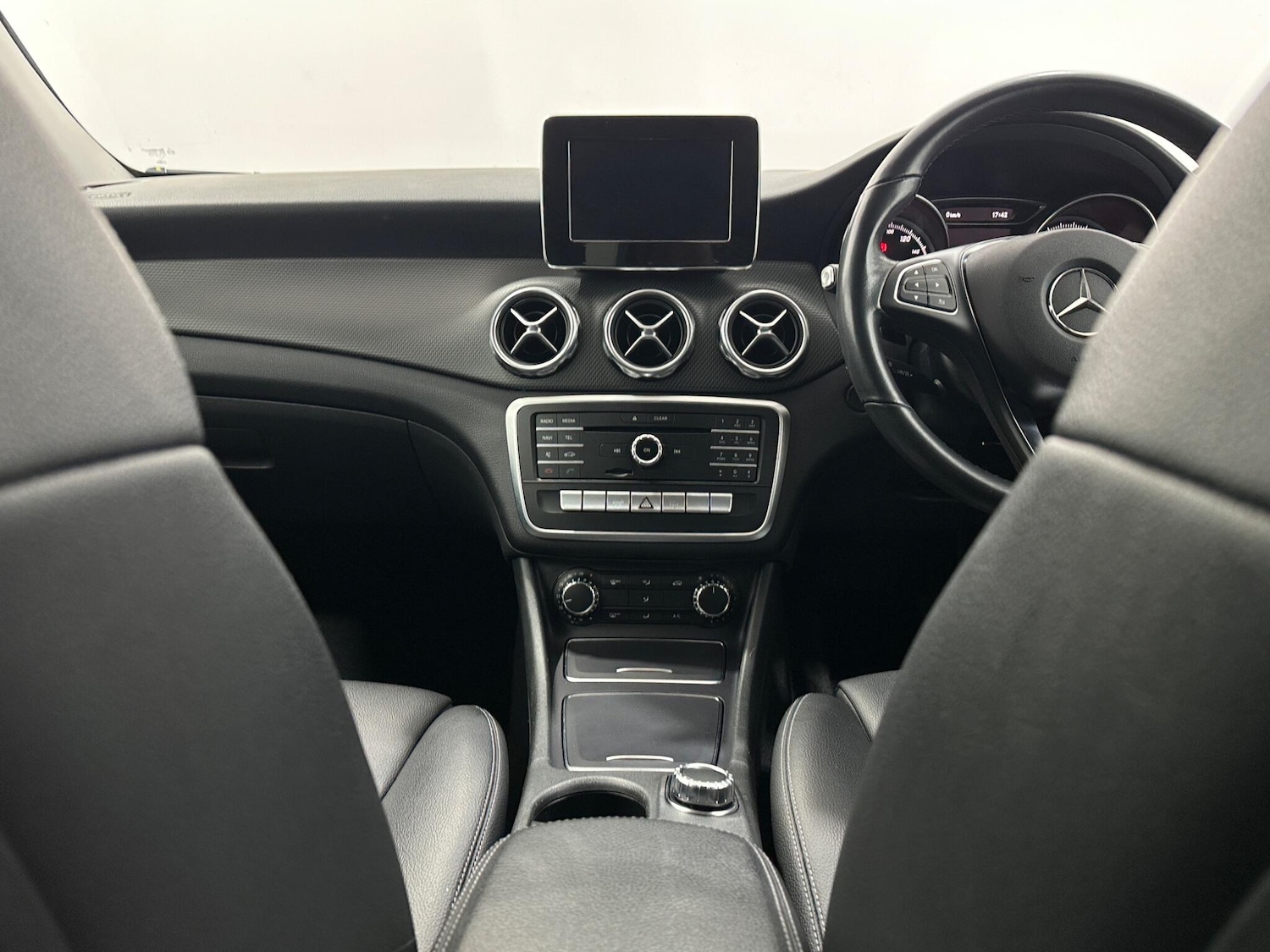 Used Mercedes-Benz GLA 2019 for sale - 76878828: Photo 17