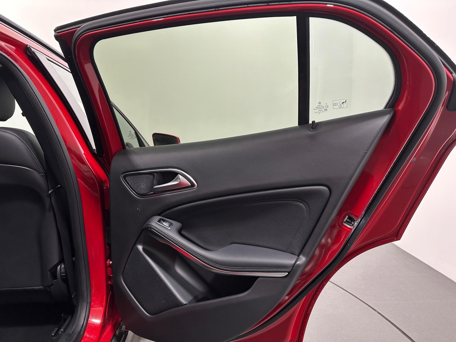 Used Mercedes-Benz GLA 2019 for sale - 76878828: Photo 40