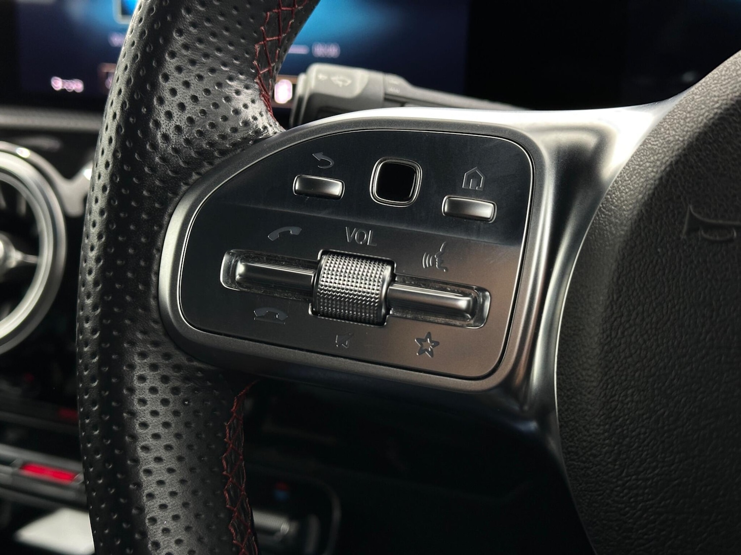 Used Mercedes-Benz A-Class 2018 for sale - 78185441: Photo 14