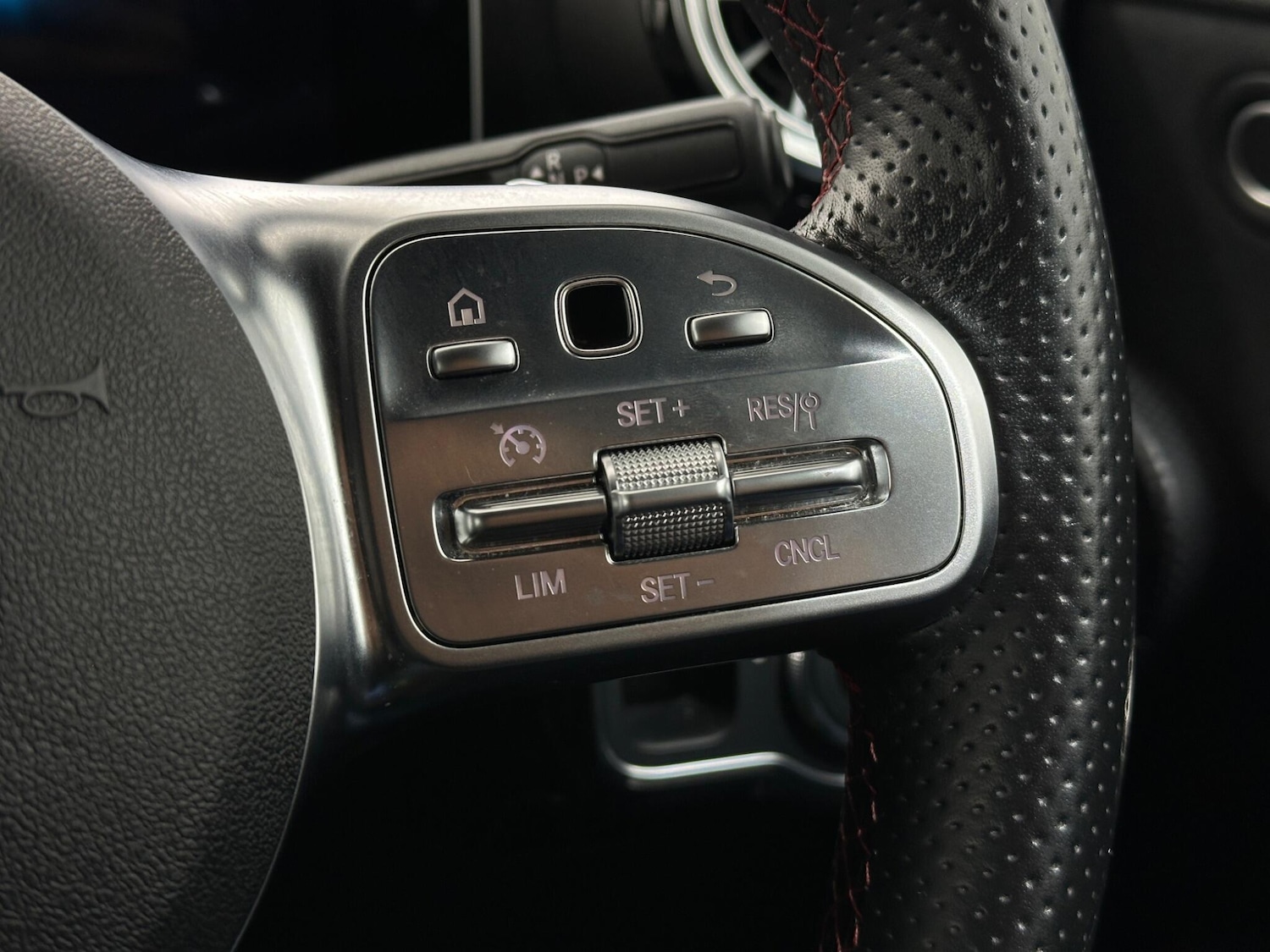 Used Mercedes-Benz A-Class 2018 for sale - 78185441: Photo 15