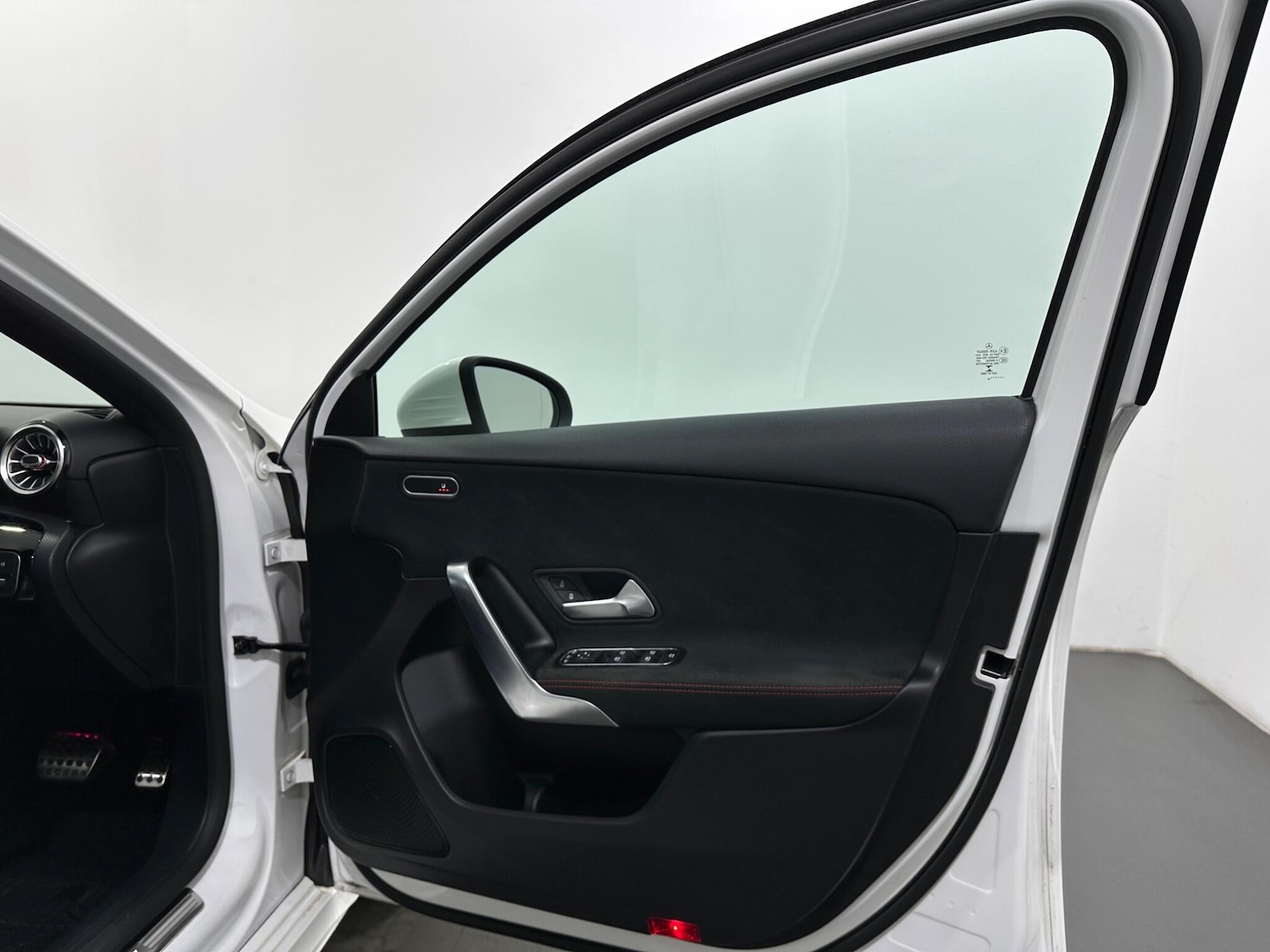 Used Mercedes-Benz A-Class 2018 for sale - 78185441: Photo 34