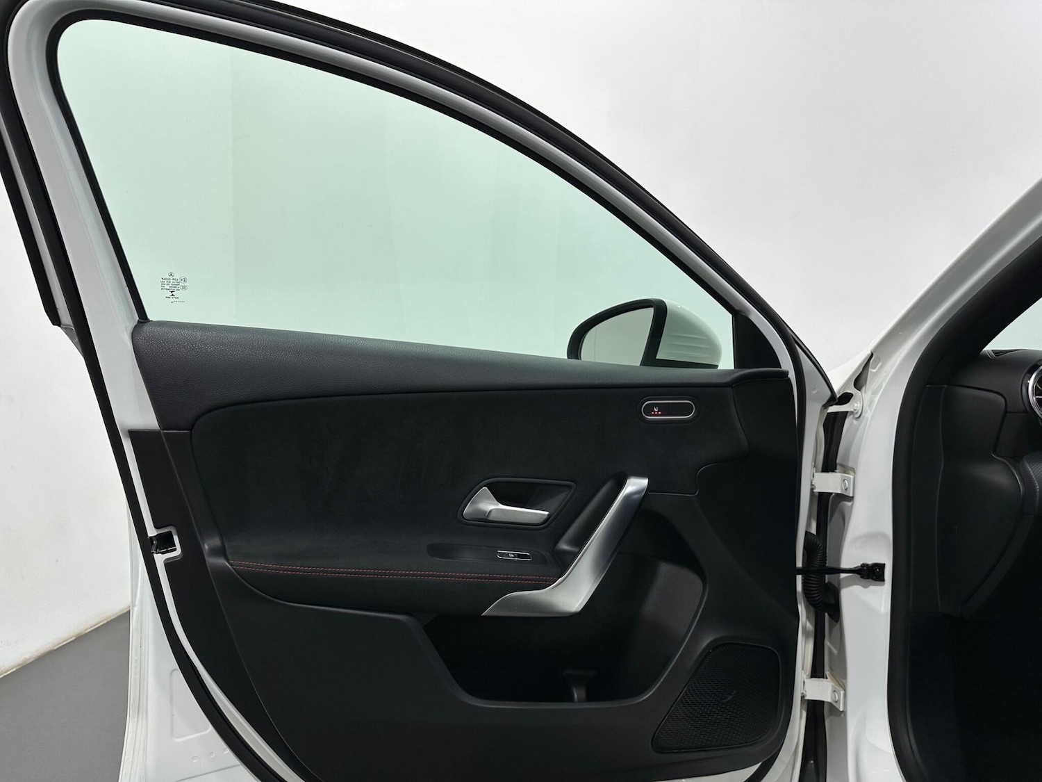 Used Mercedes-Benz A-Class 2018 for sale - 78185441: Photo 38