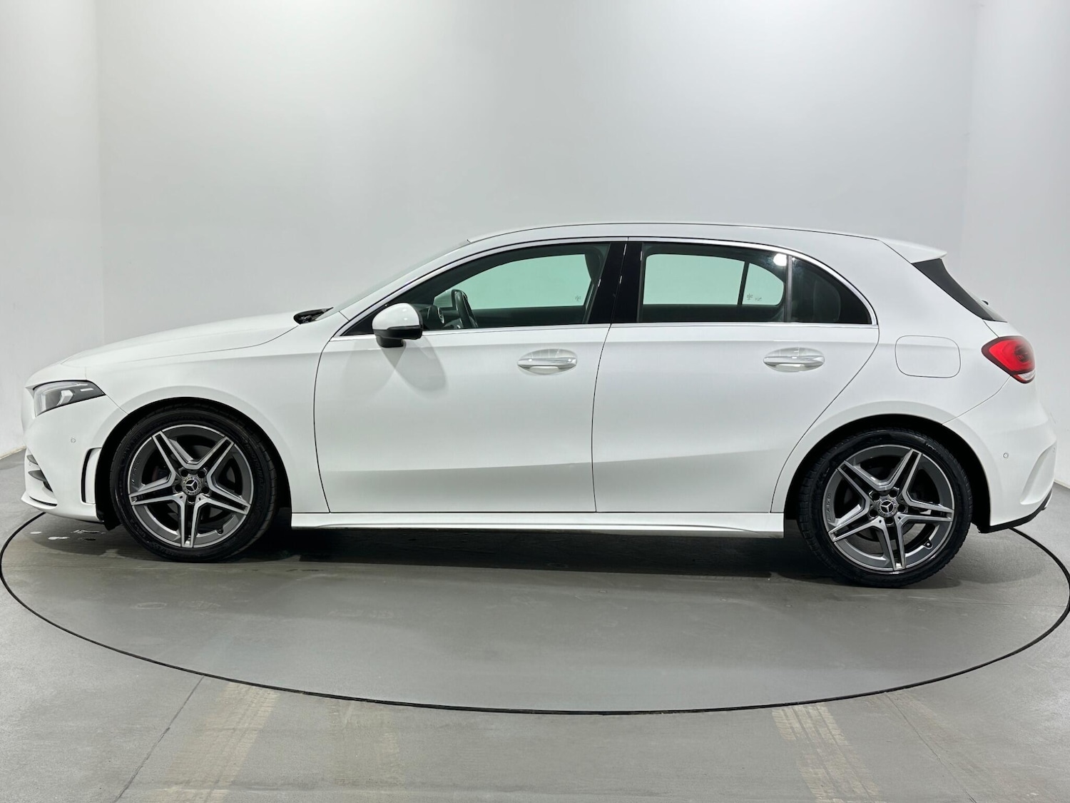 Used Mercedes-Benz A-Class 2018 for sale - 78185441: Photo 5