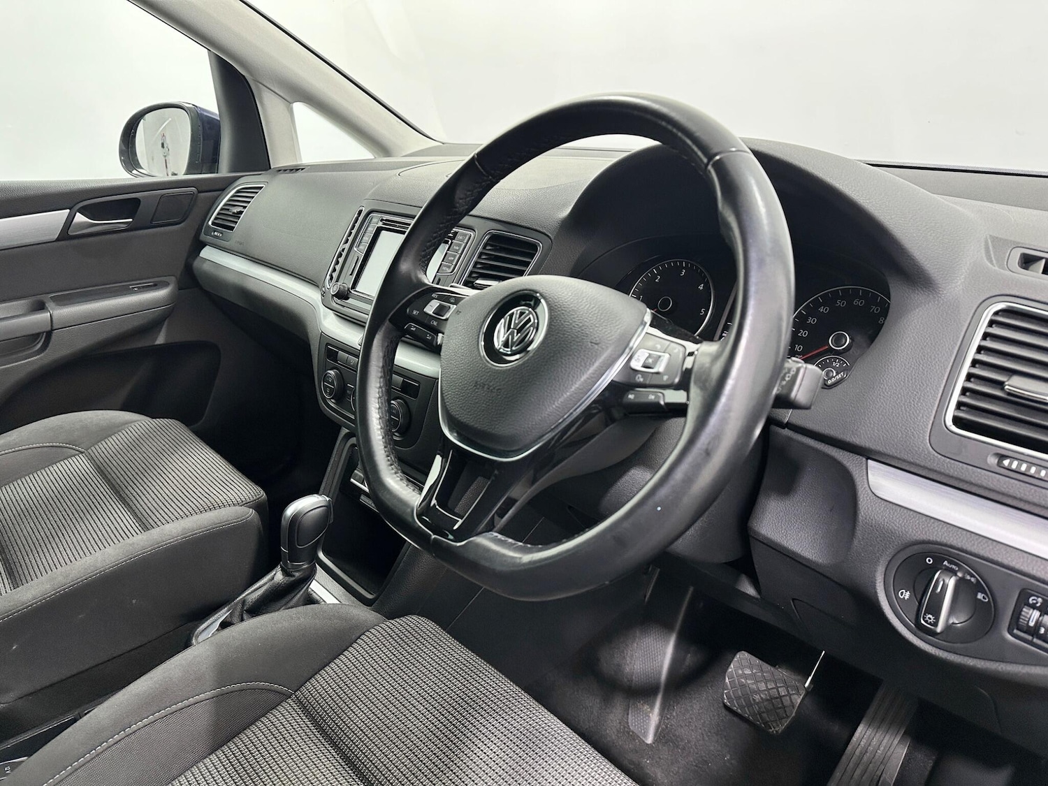 Used Volkswagen Sharan for sale - 77683402: Photo 10