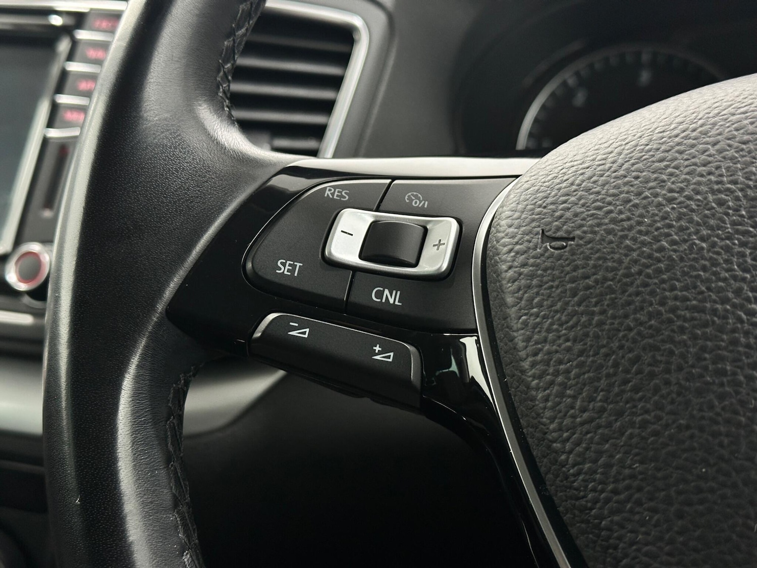 Used Volkswagen Sharan for sale - 77683402: Photo 14