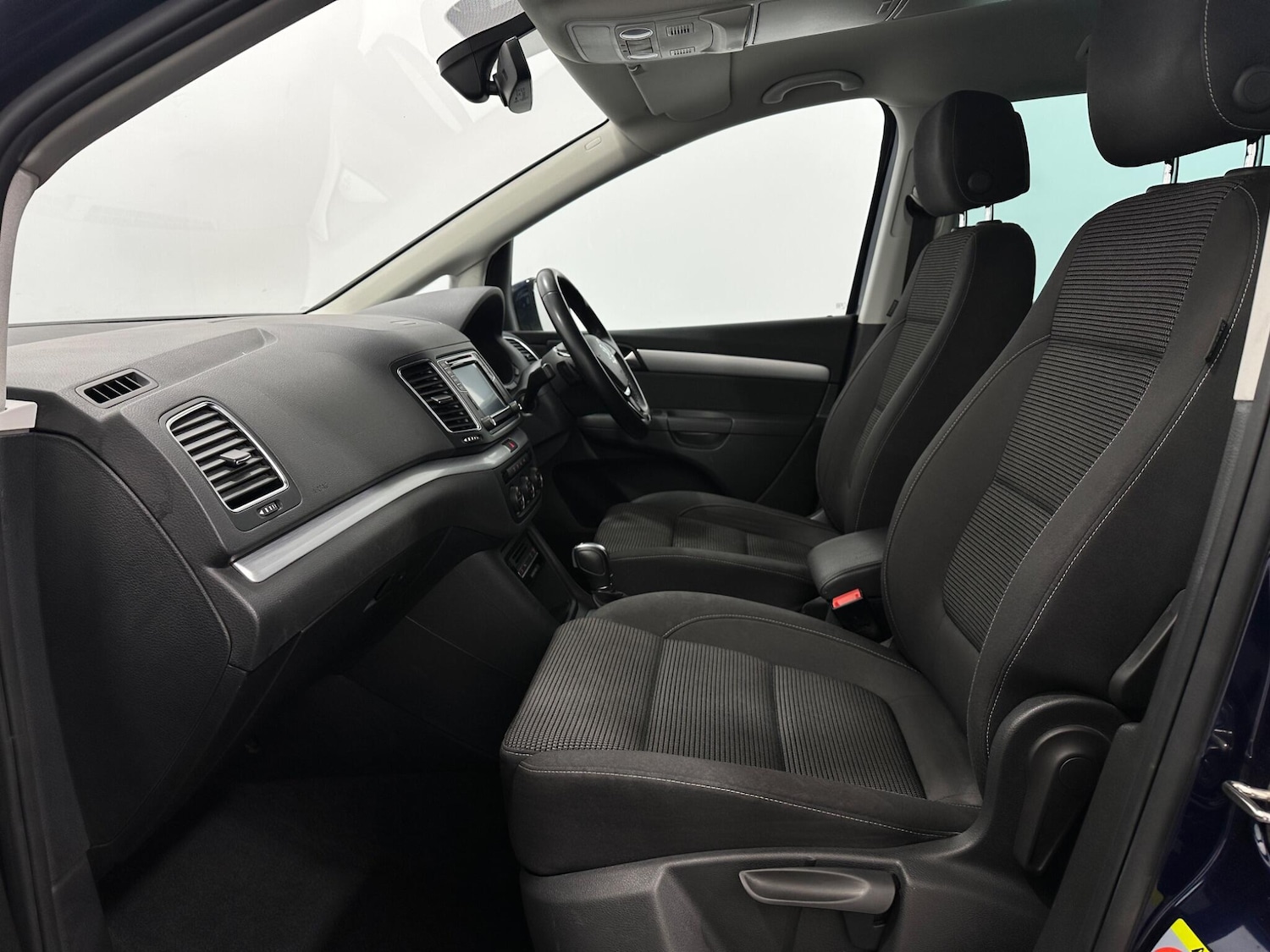 Used Volkswagen Sharan for sale - 77683402: Photo 35