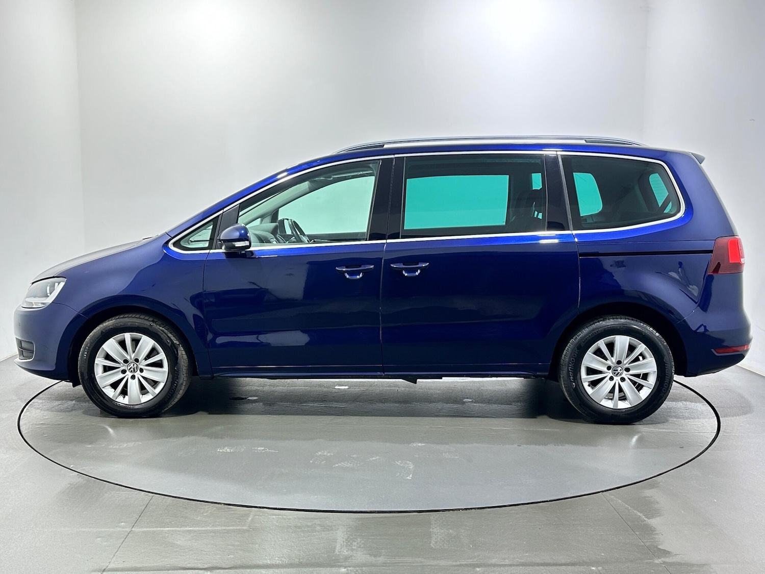 Used Volkswagen Sharan for sale - 77683402: Photo 5