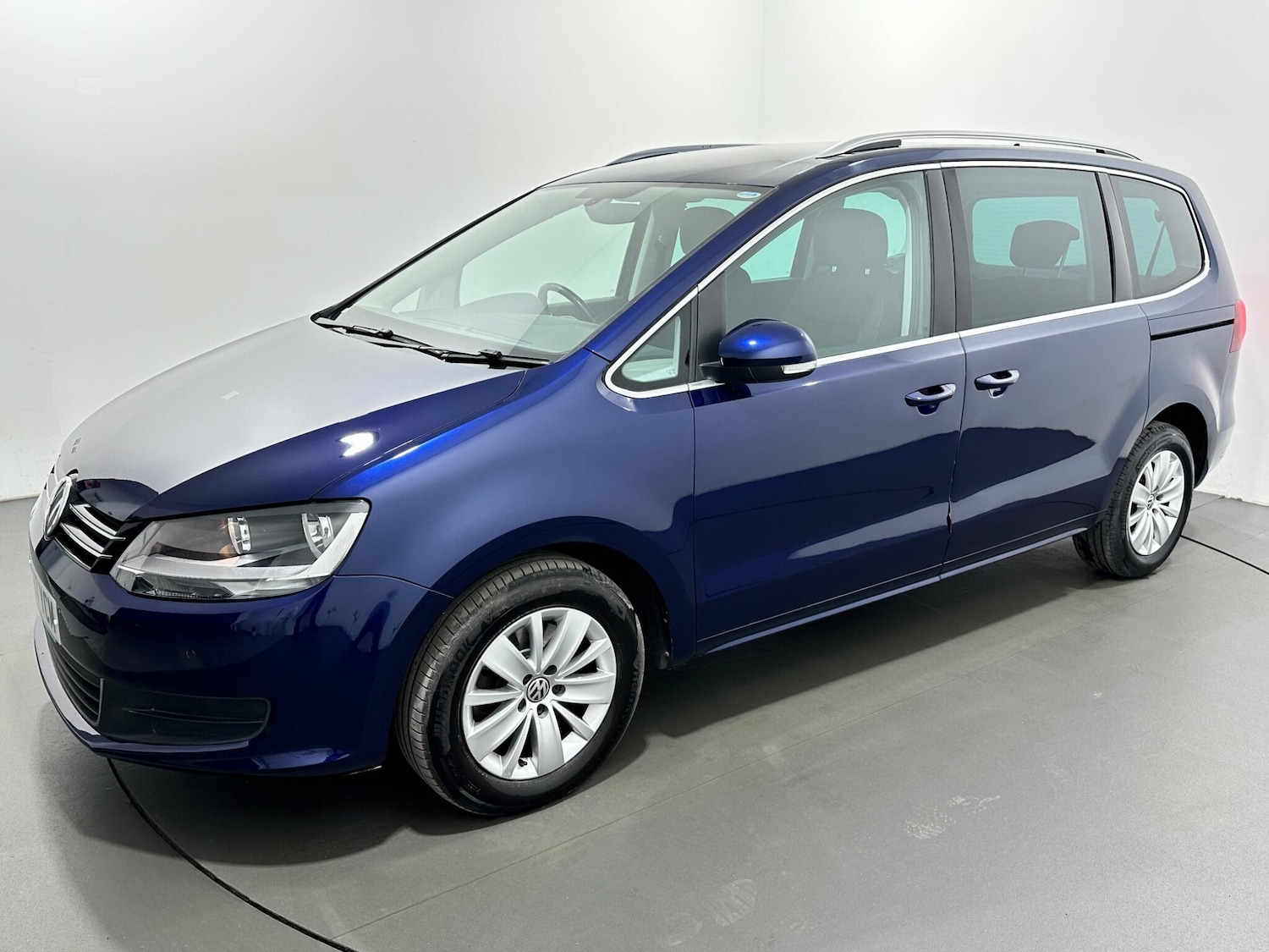 Used Volkswagen Sharan for sale - 77683402: Photo 51