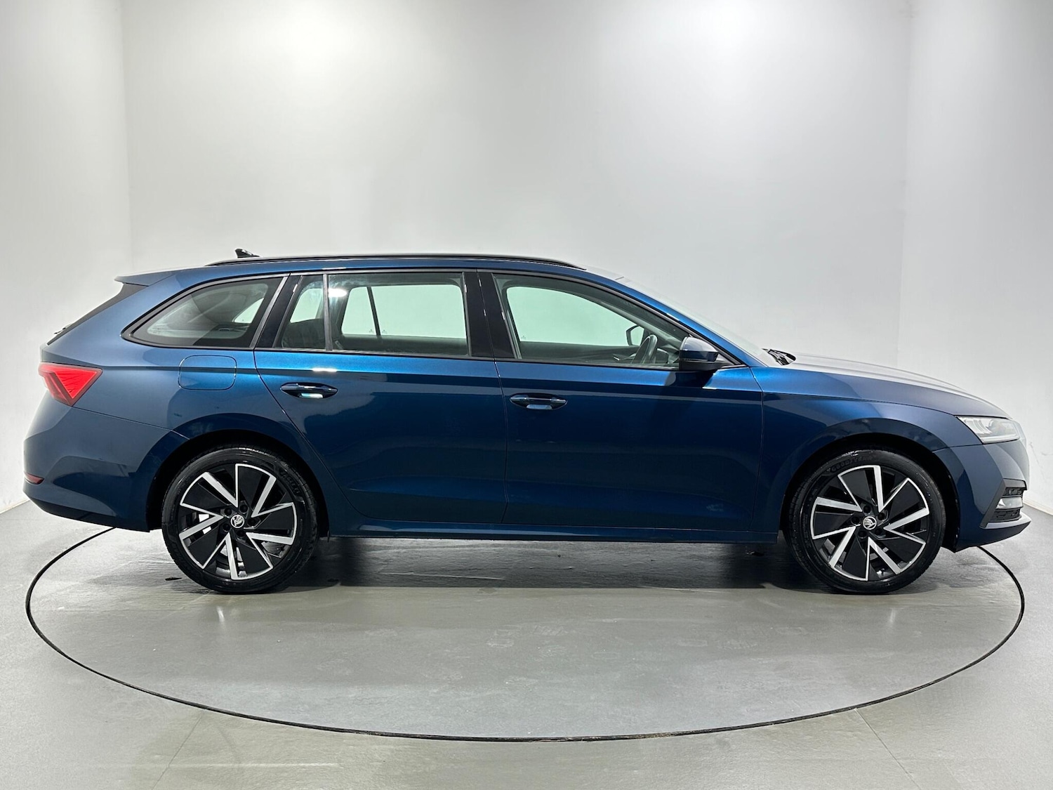 Used Skoda Octavia 2021 for sale - 77344801: Photo 9