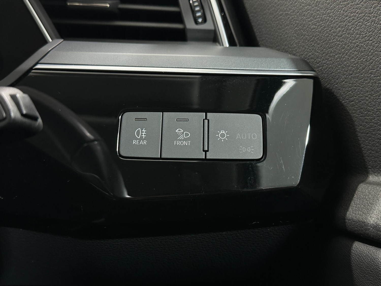 Used Audi e-tron 2021 for sale - 76878878: Photo 17