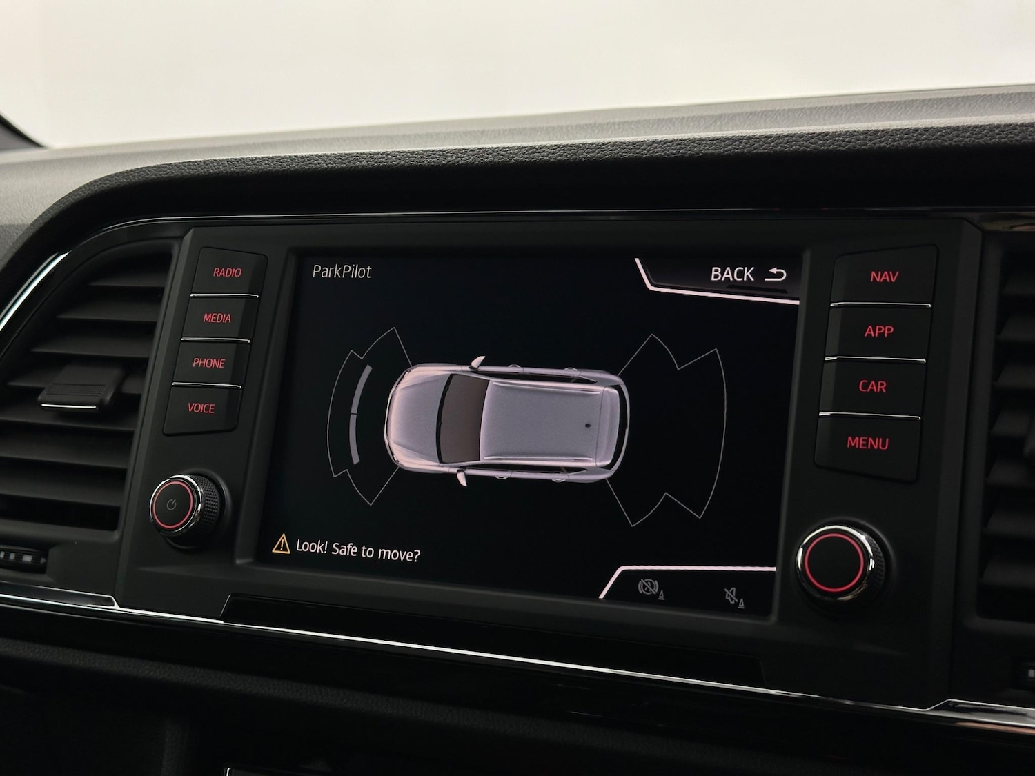 Used SEAT Ateca 2018 for sale - 76878468: Photo 24