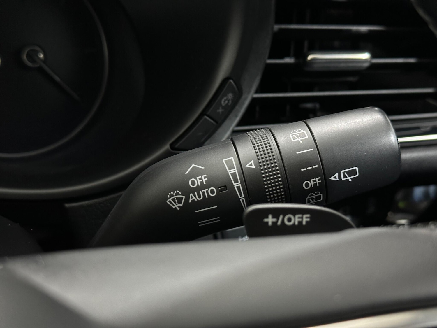 Used Mazda CX-30 2023 for sale - 77982293: Photo 16