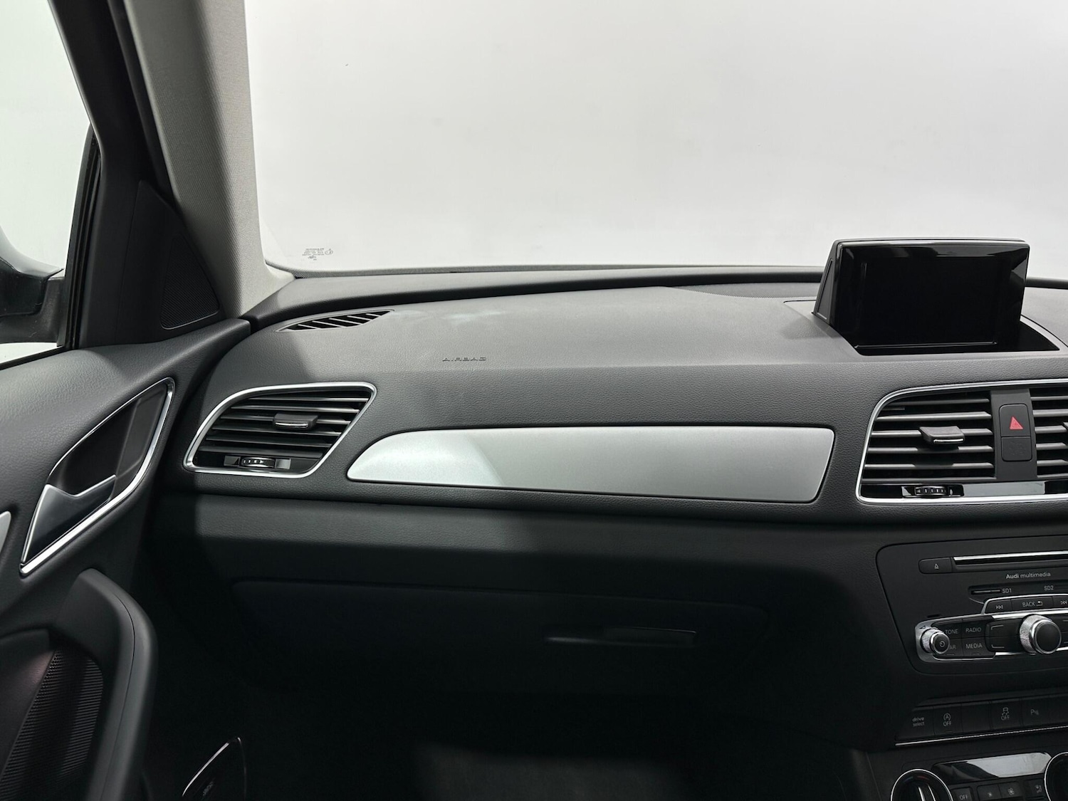 Used Audi Q3 2018 for sale - 77202838: Photo 28