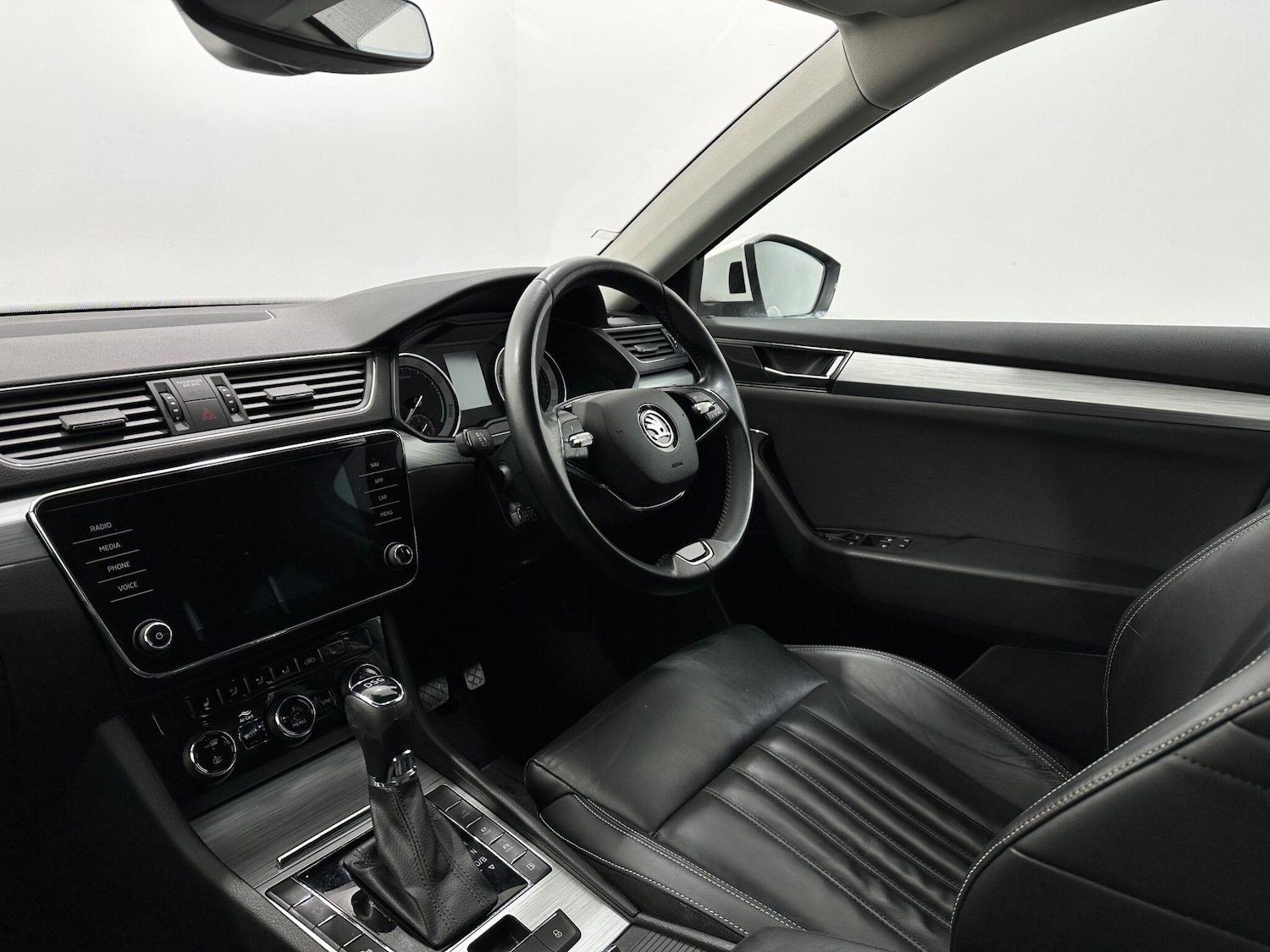 Used Skoda Superb 2021 for sale - 77625167: Photo 31