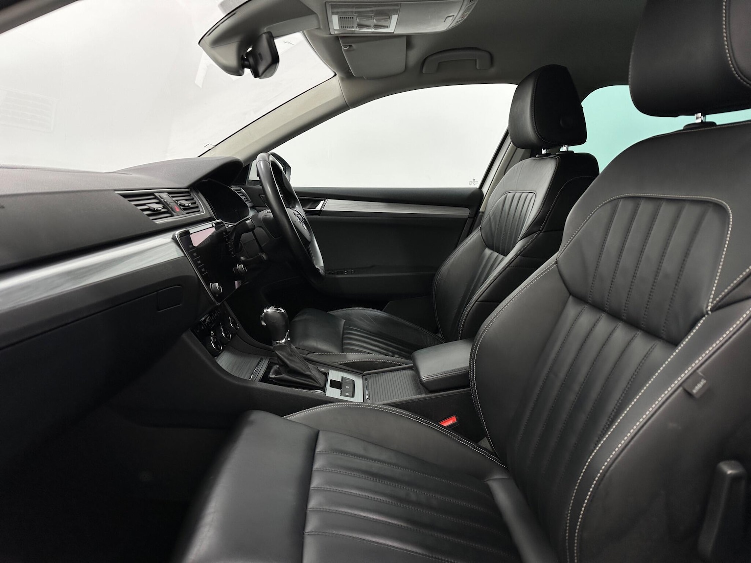 Used Skoda Superb 2021 for sale - 77625167: Photo 35