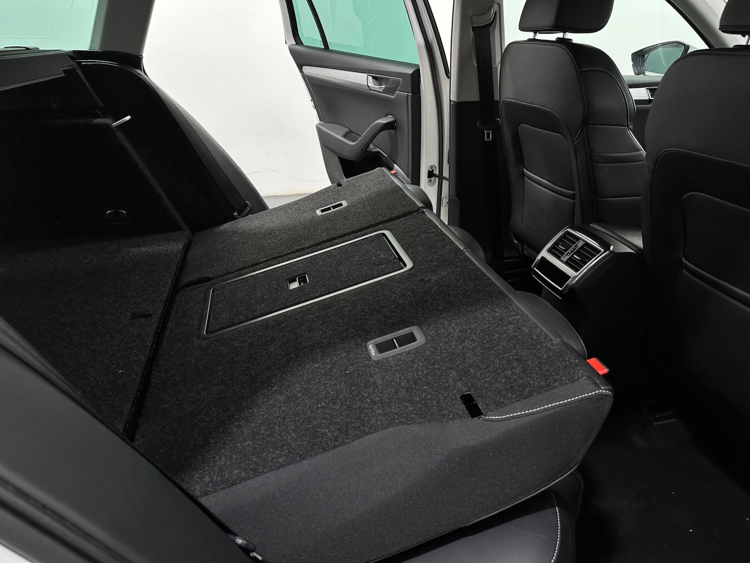 Used Skoda Superb 2021 for sale - 77625167: Photo 46