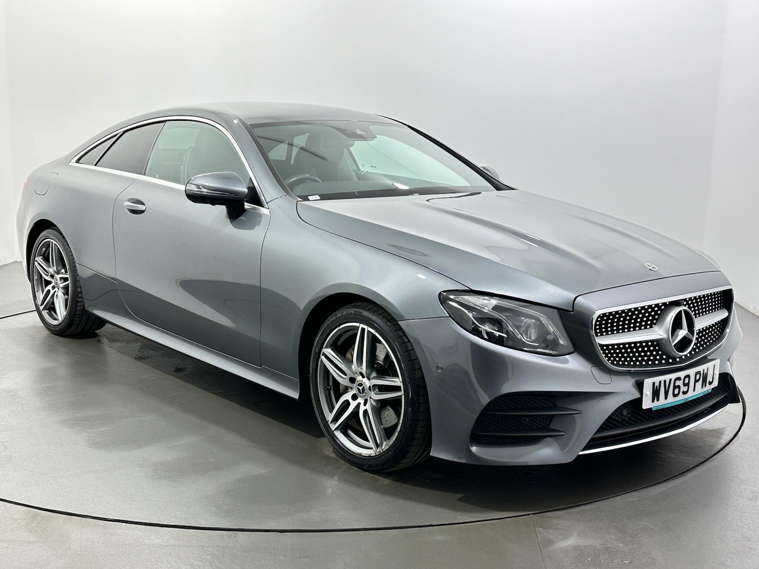 Used Mercedes-Benz E Class 2019 for sale - 77098181: Photo 1