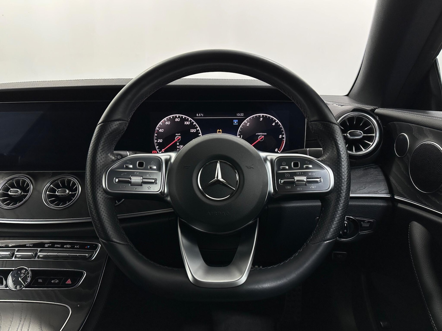 Used Mercedes-Benz E Class 2019 for sale - 77098181: Photo 12