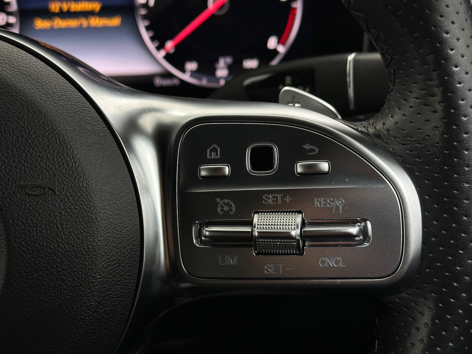 Used Mercedes-Benz E Class 2019 for sale - 77098181: Photo 15