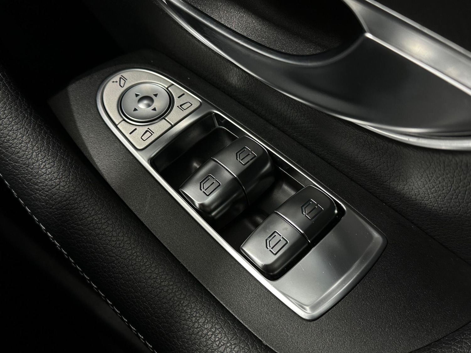 Used Mercedes-Benz E Class 2019 for sale - 77098181: Photo 18