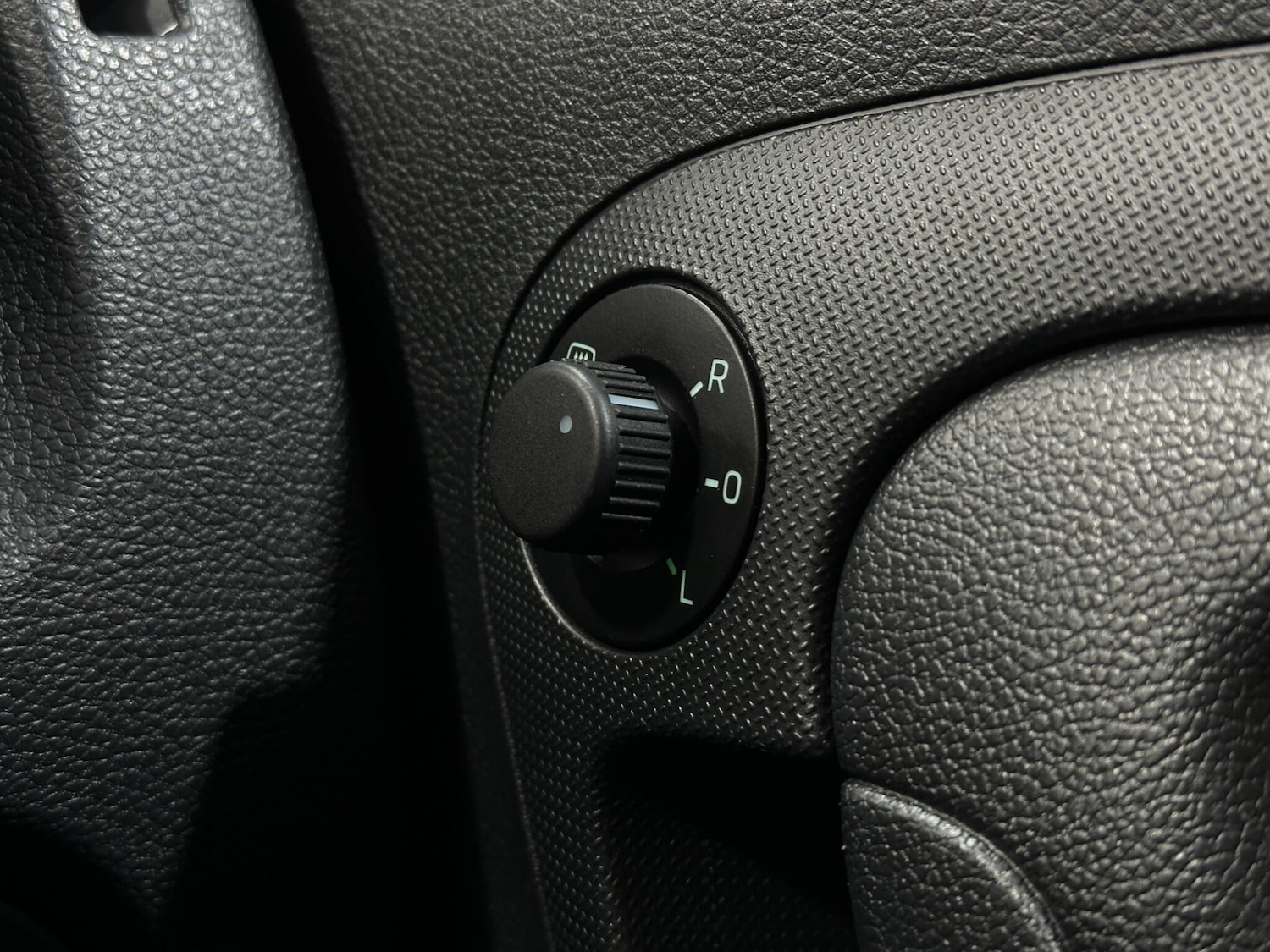 Used Skoda Fabia 2014 for sale - 76878666: Photo 15