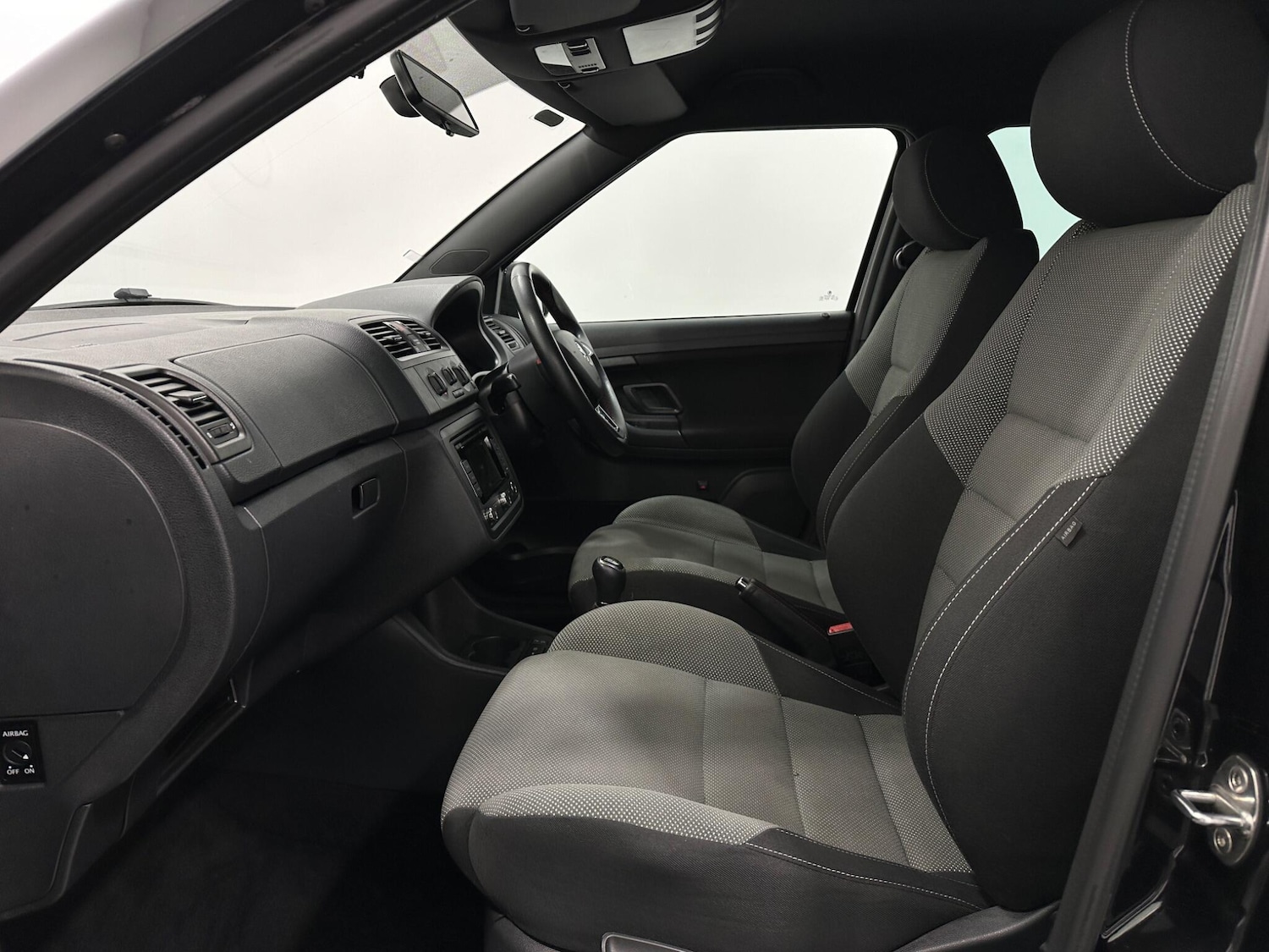 Used Skoda Fabia 2014 for sale - 76878666: Photo 32