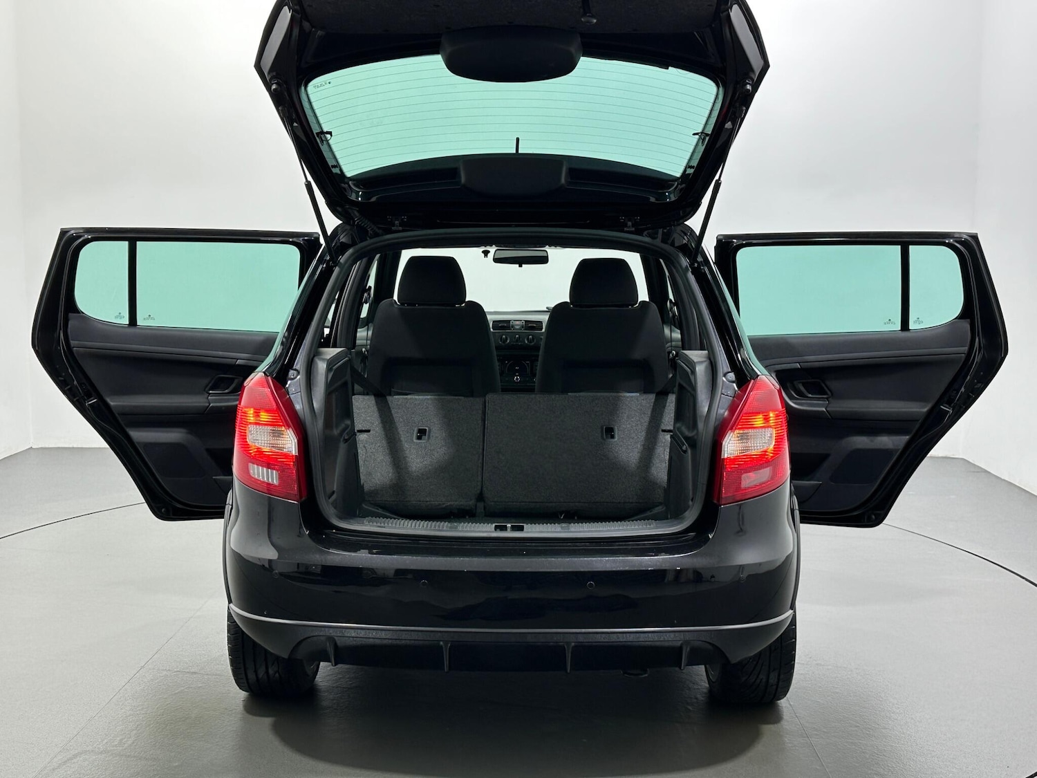 Used Skoda Fabia 2014 for sale - 76878666: Photo 42