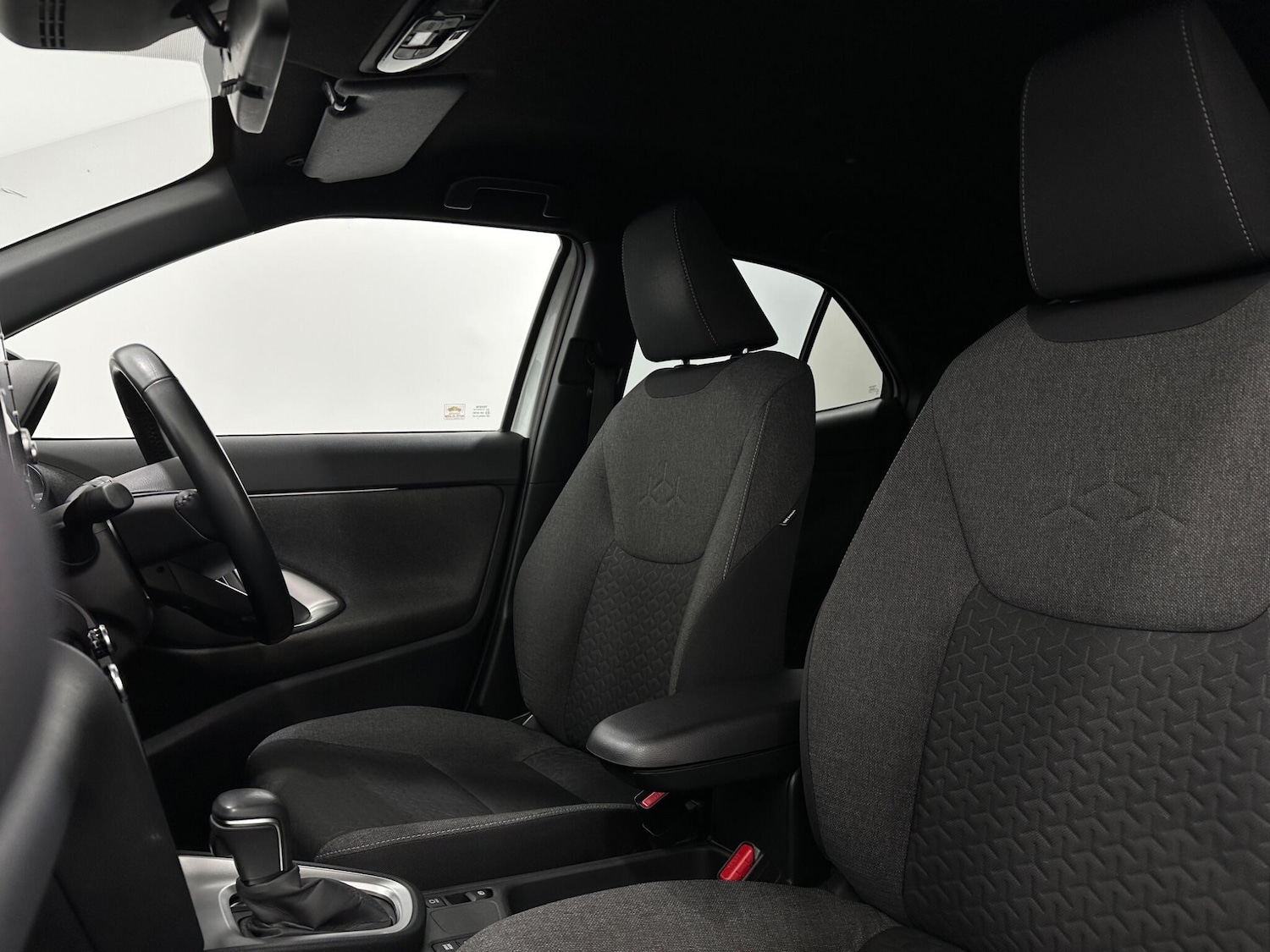 Used Toyota Yaris Cross 2021 for sale - 76878916: Photo 31