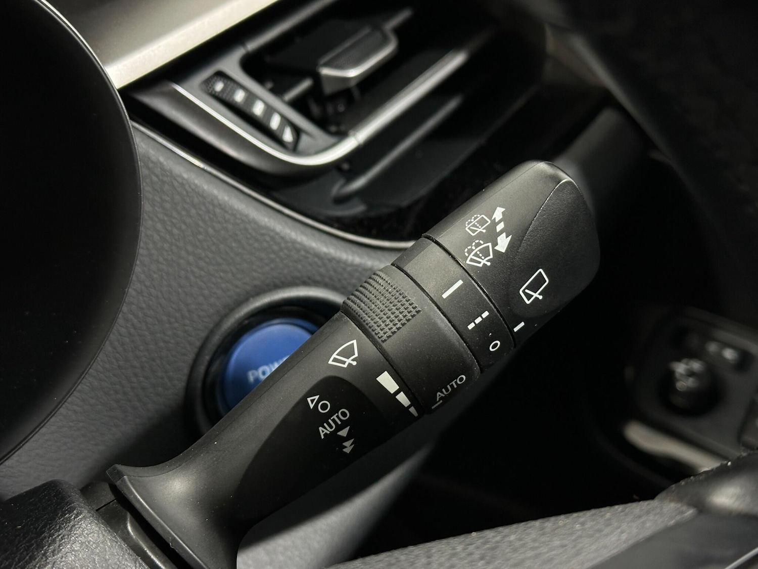 Used Toyota C-HR 2019 for sale - 77352047: Photo 16