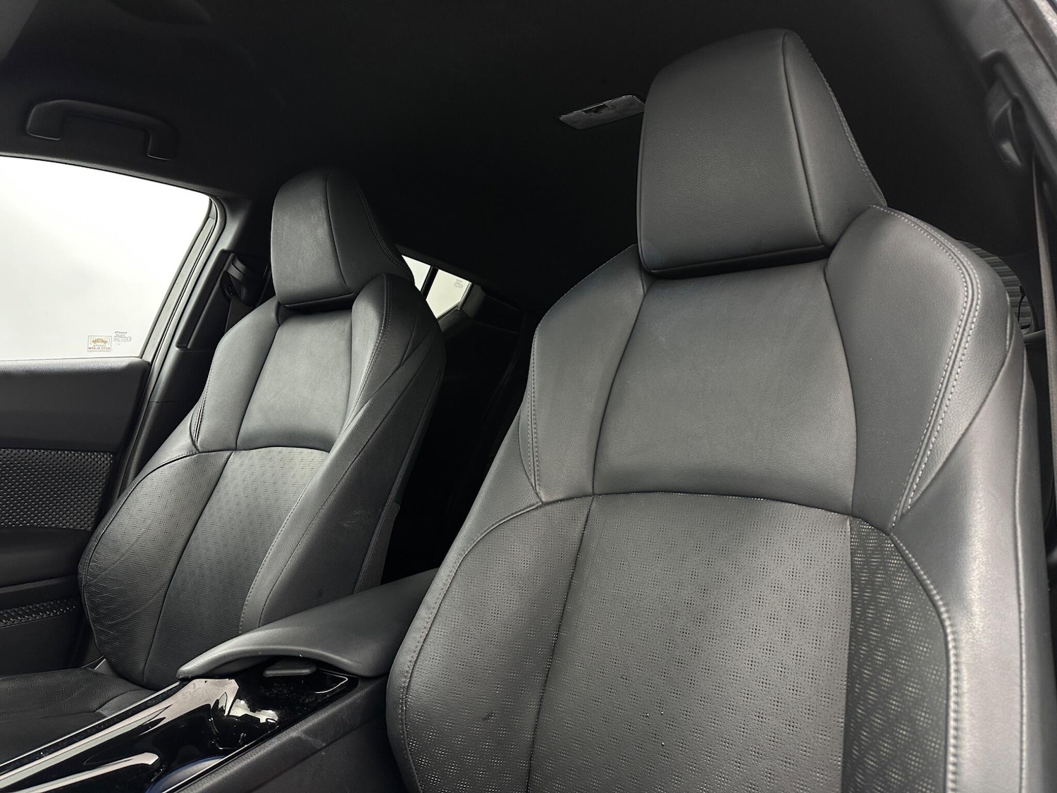 Used Toyota C-HR 2019 for sale - 77352047: Photo 33