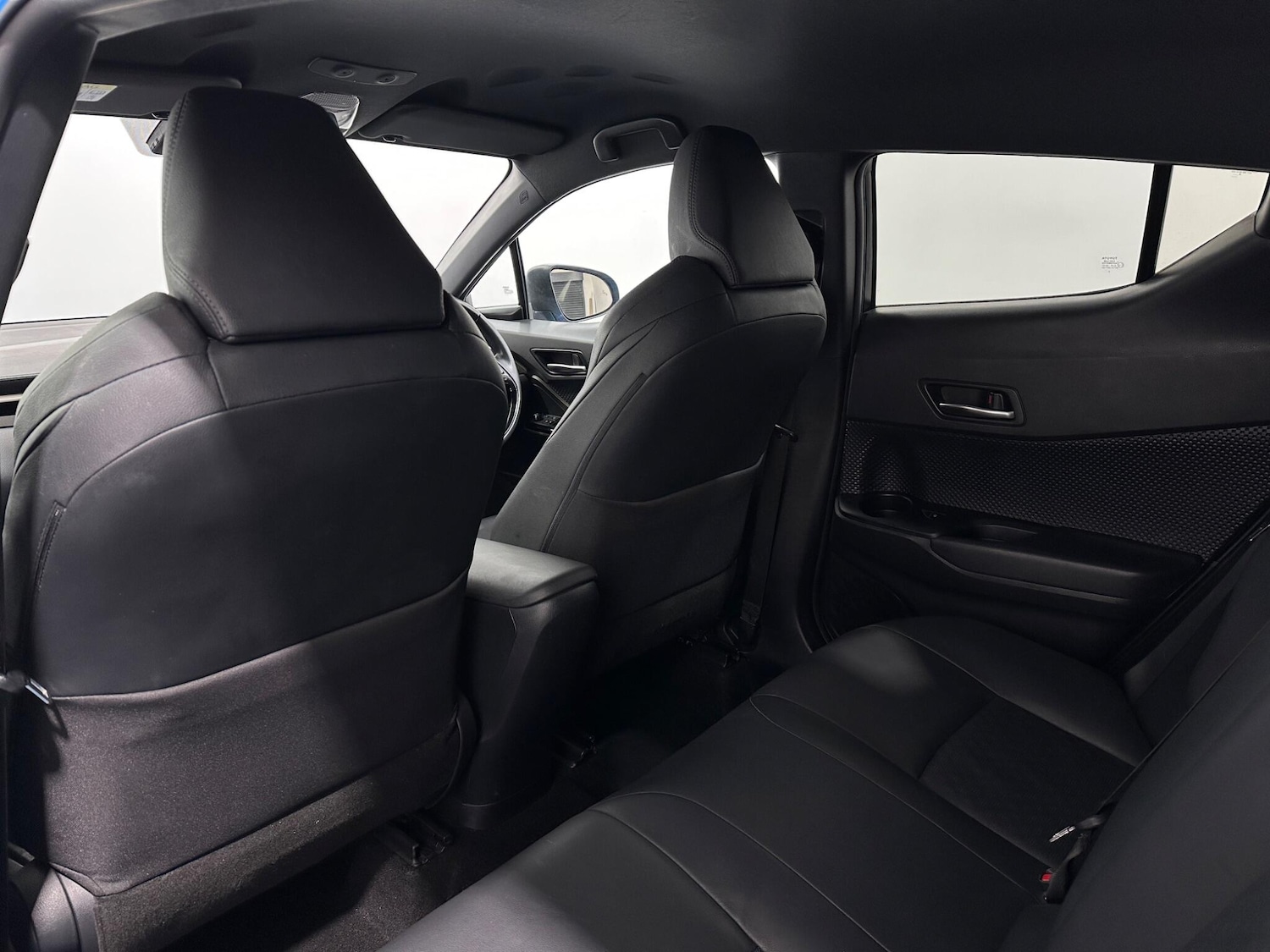 Used Toyota C-HR 2019 for sale - 77352047: Photo 35