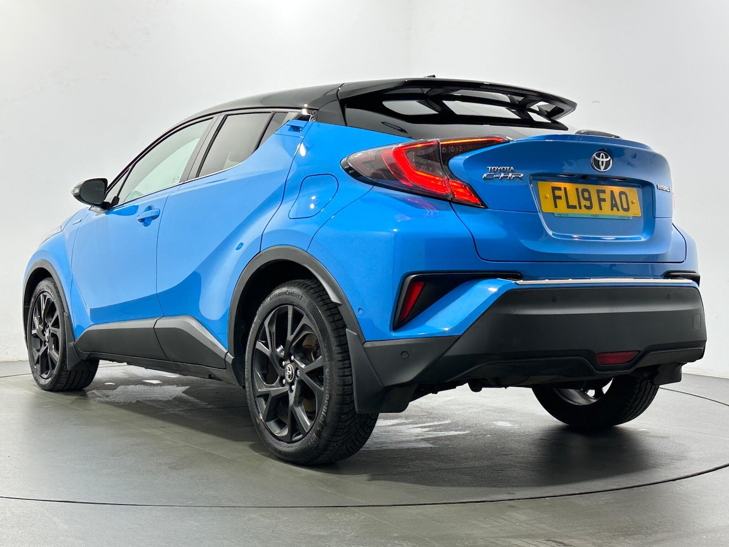 Used Toyota C-HR 2019 for sale - 77352047: Photo 45