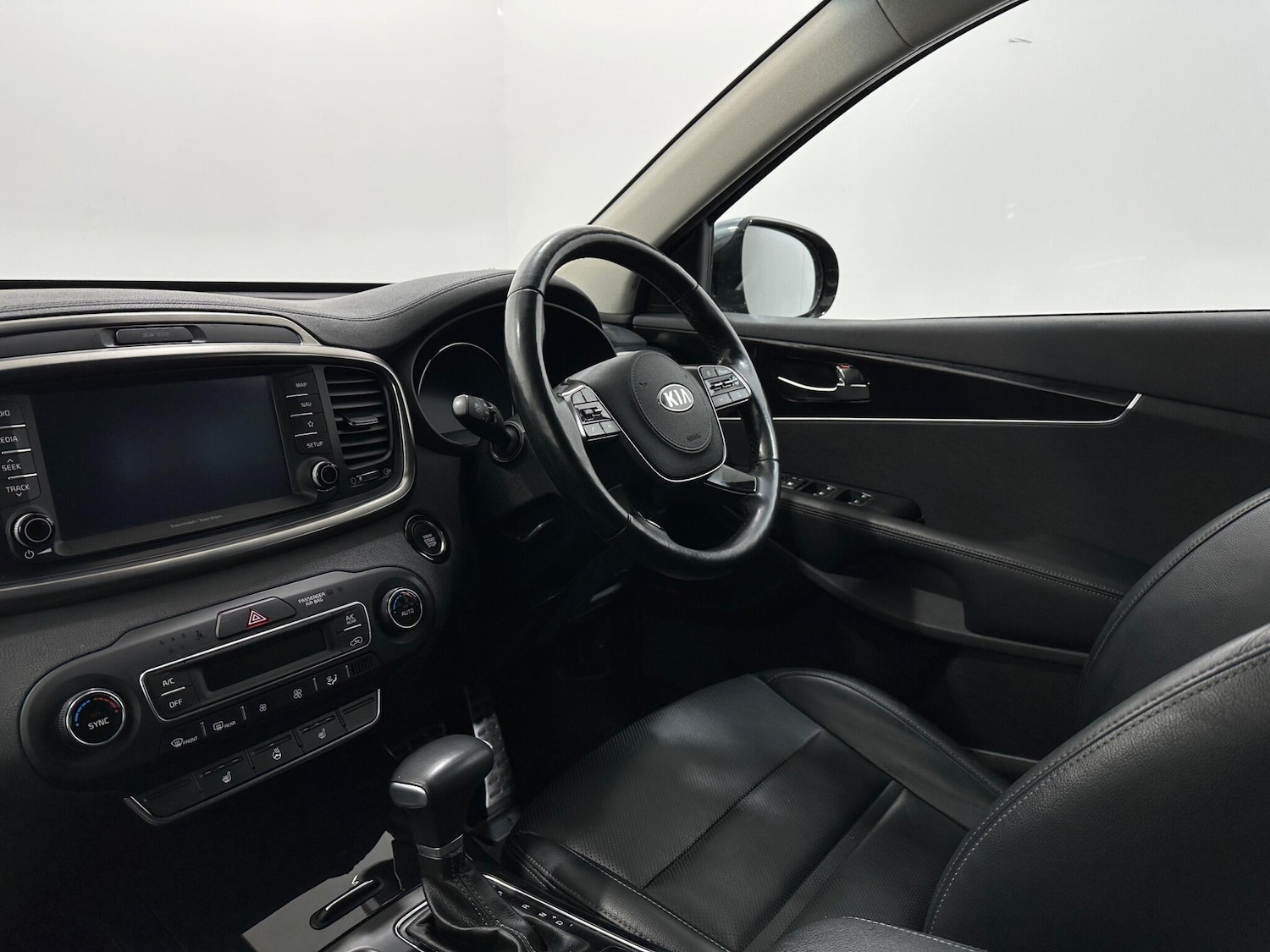 Used Kia Sorento 2019 for sale - 76898438: Photo 30