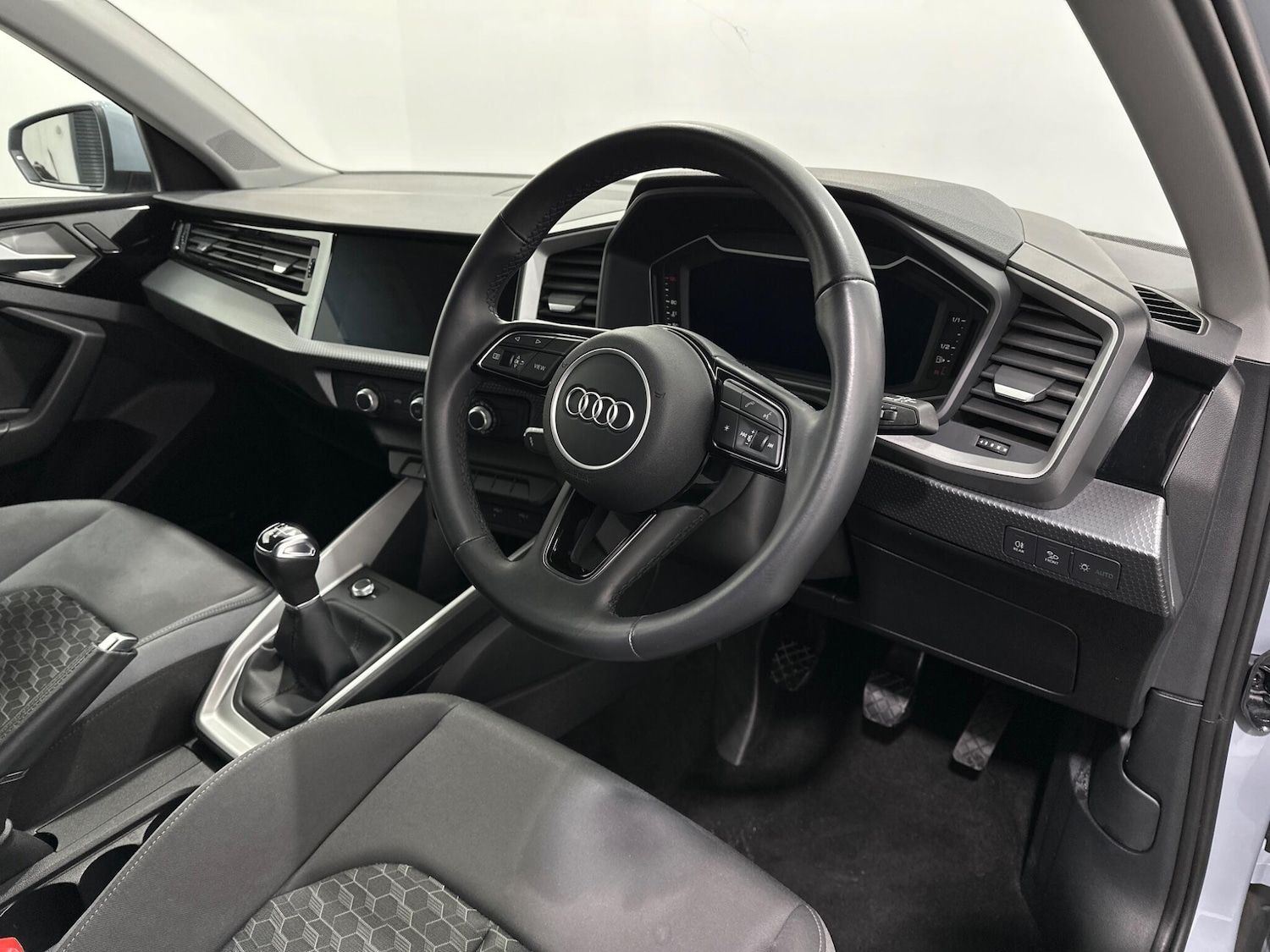 Used Audi A1 for sale - 77537689: Photo 10