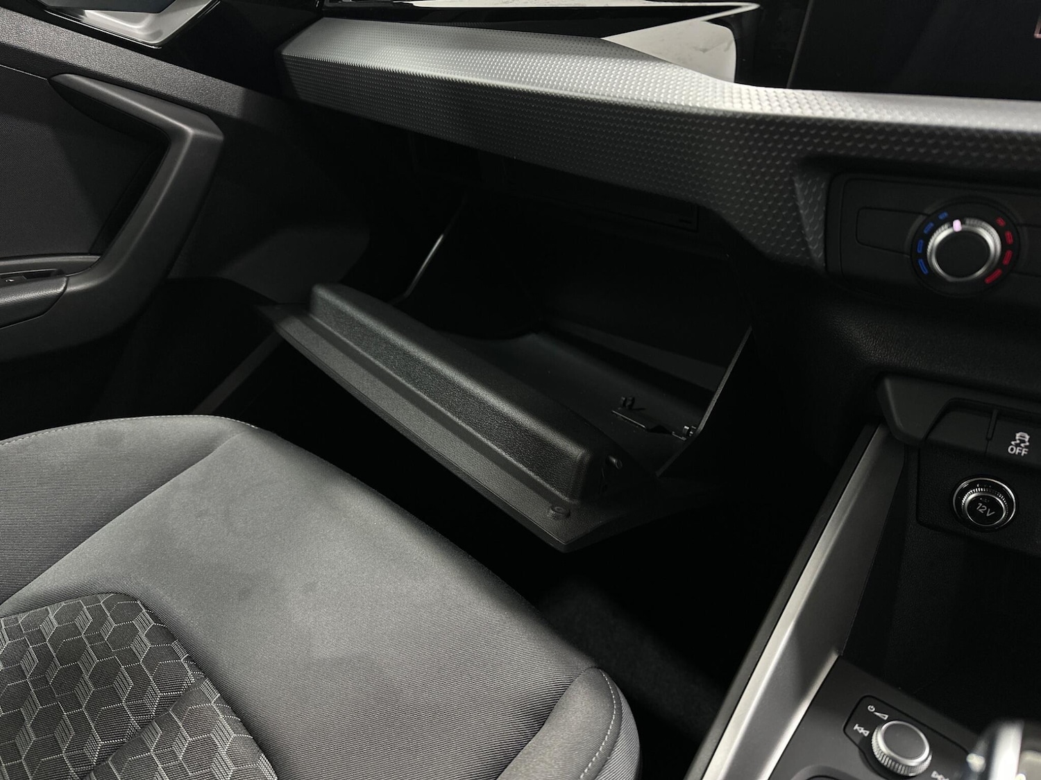 Used Audi A1 for sale - 77537689: Photo 27