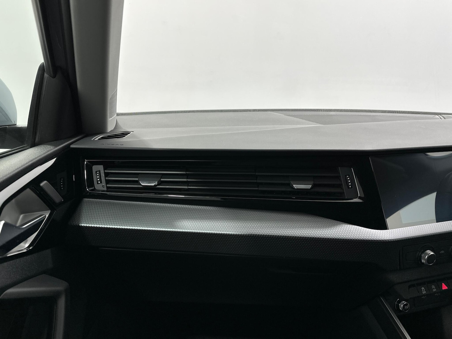 Used Audi A1 for sale - 77537689: Photo 28