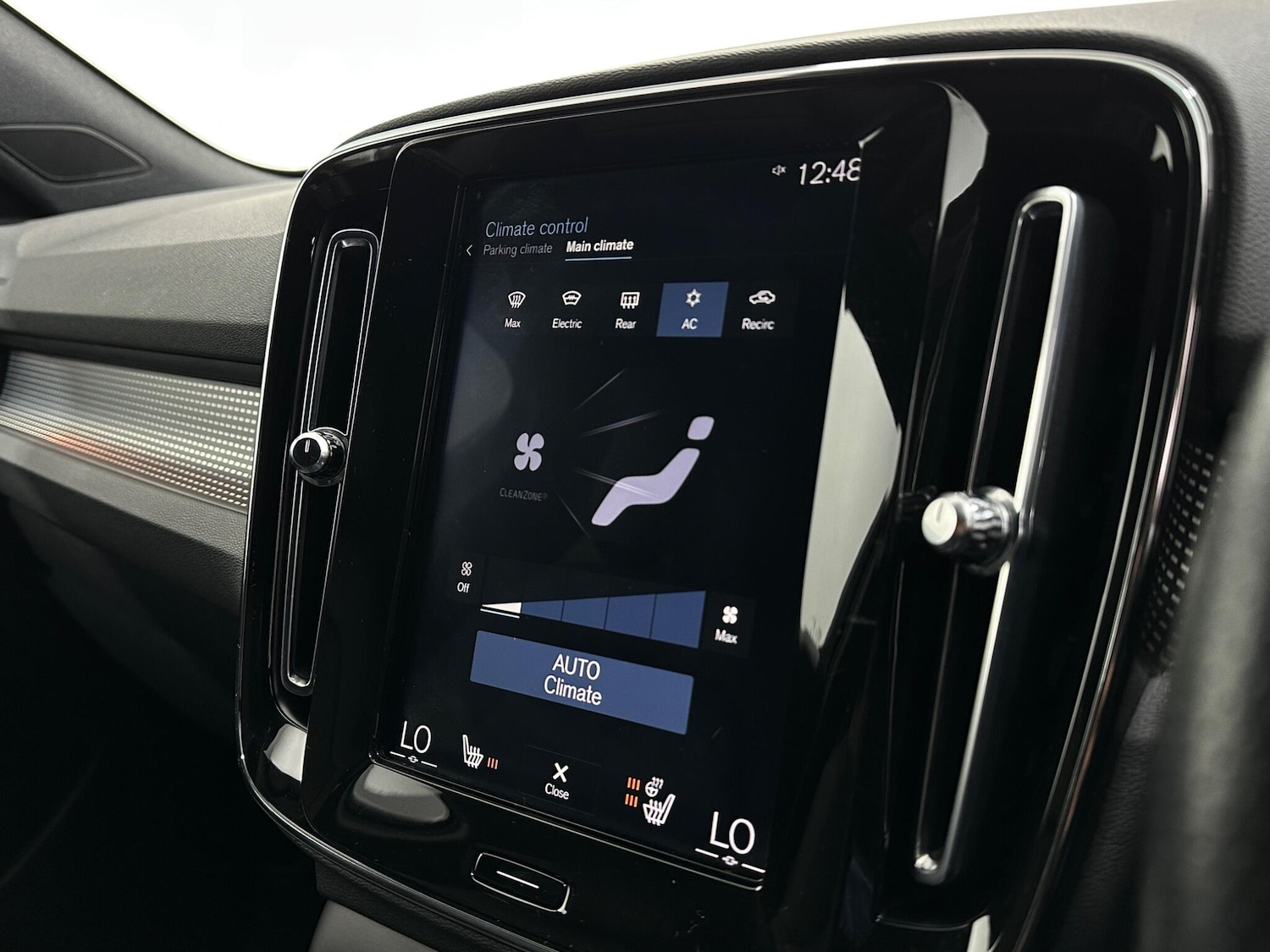 Used Volvo XC40 2020 for sale - 76878866: Photo 25