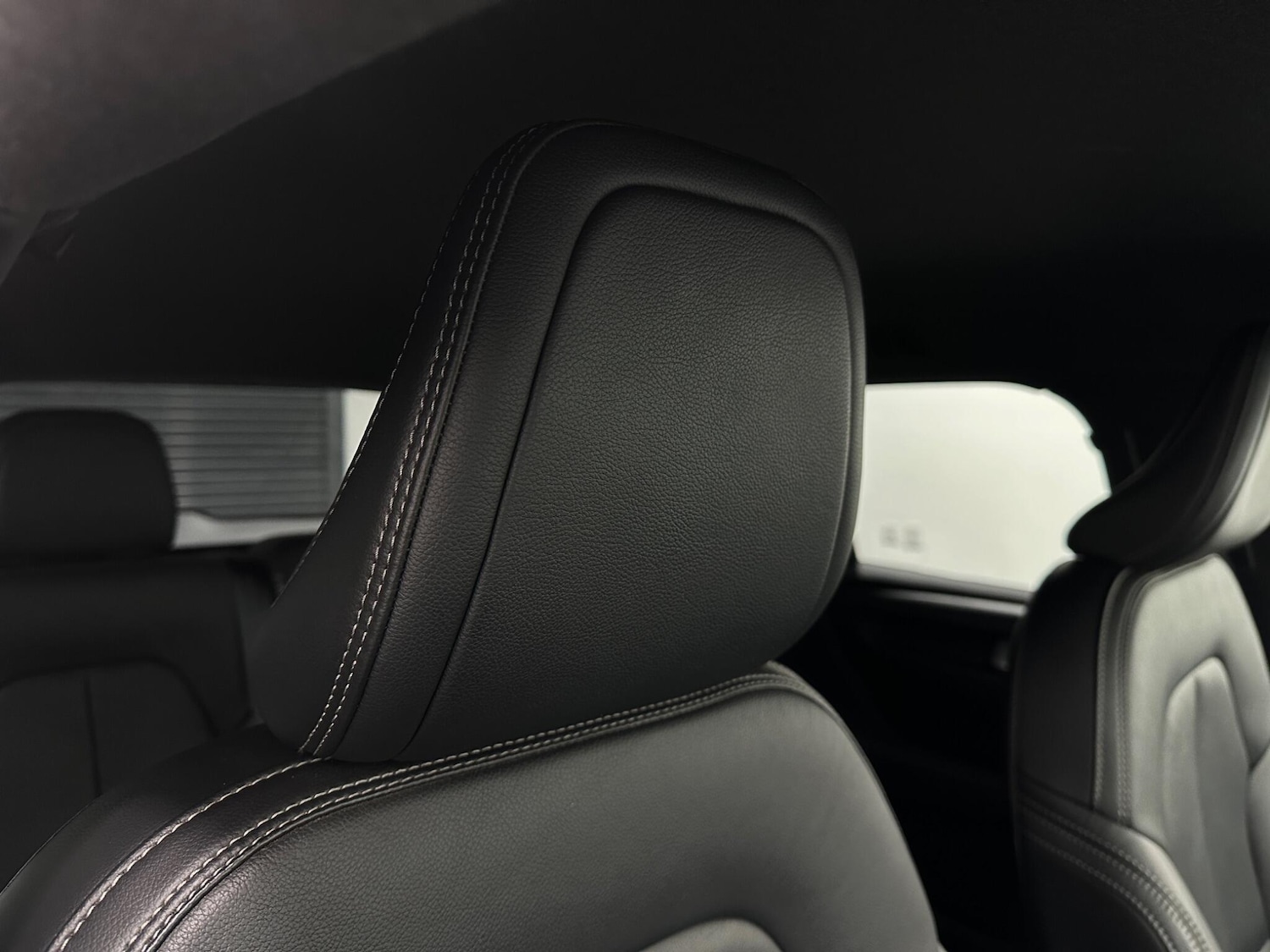 Used Volvo XC40 2020 for sale - 76878866: Photo 33