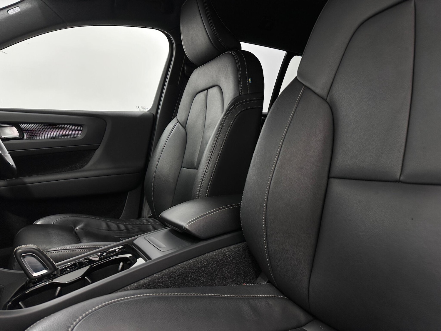 Used Volvo XC40 2020 for sale - 76878866: Photo 36