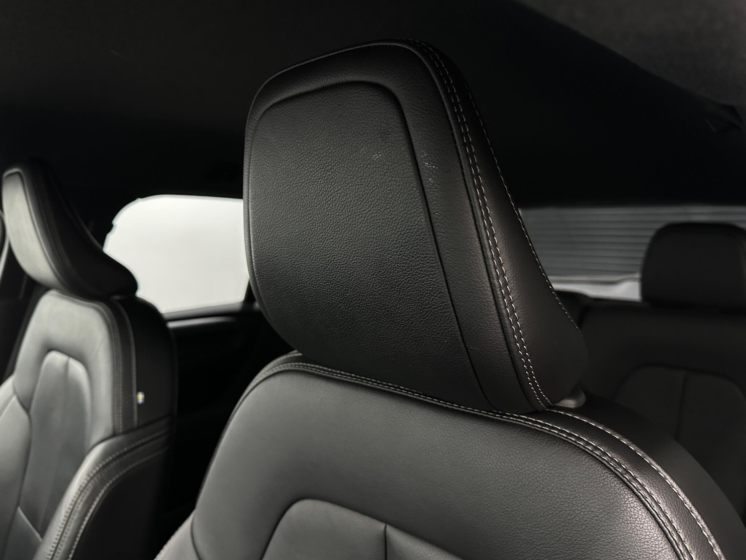 Used Volvo XC40 2020 for sale - 76878866: Photo 37