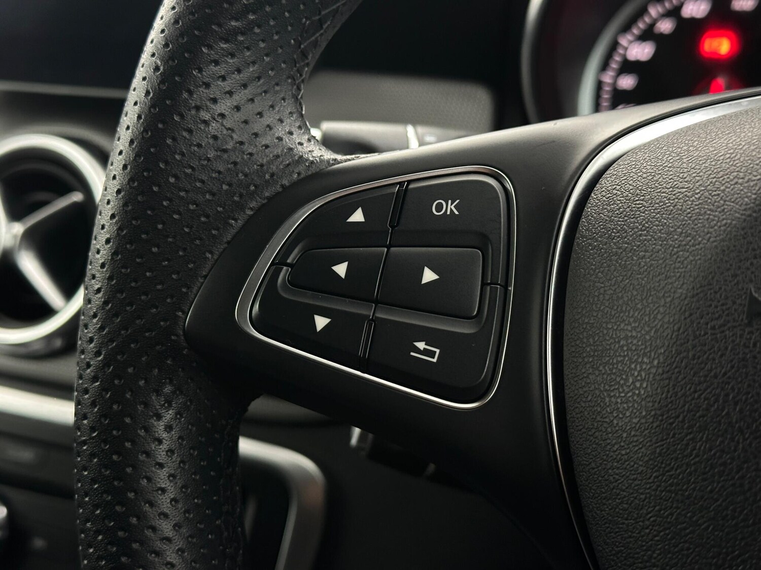 Used Mercedes-Benz GLA for sale - 77497162: Photo 14