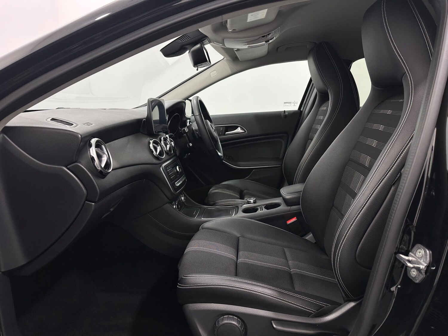 Used Mercedes-Benz GLA for sale - 77497162: Photo 34