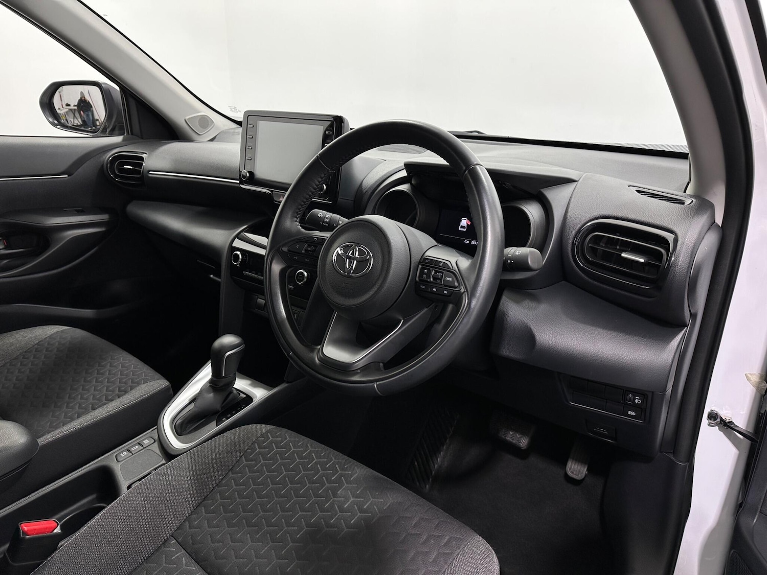 Used Toyota Yaris Cross 2022 for sale - 77625043: Photo 10